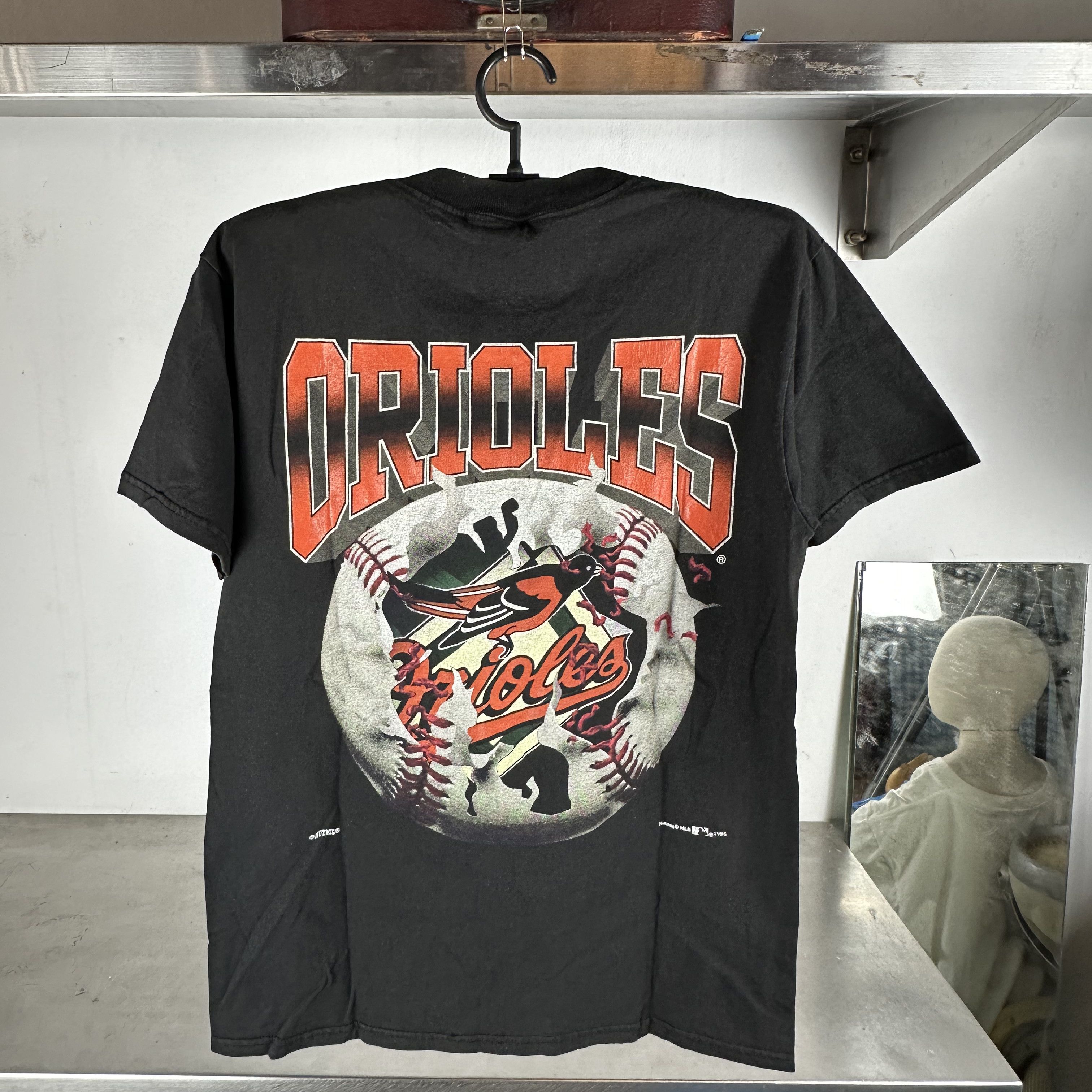 Vintage 1995 Baltimore Orioles MLB Breakthrough Nutmeg T-Shirt Size US M / EU 48-50 / 2 - 3 Thumbnail
