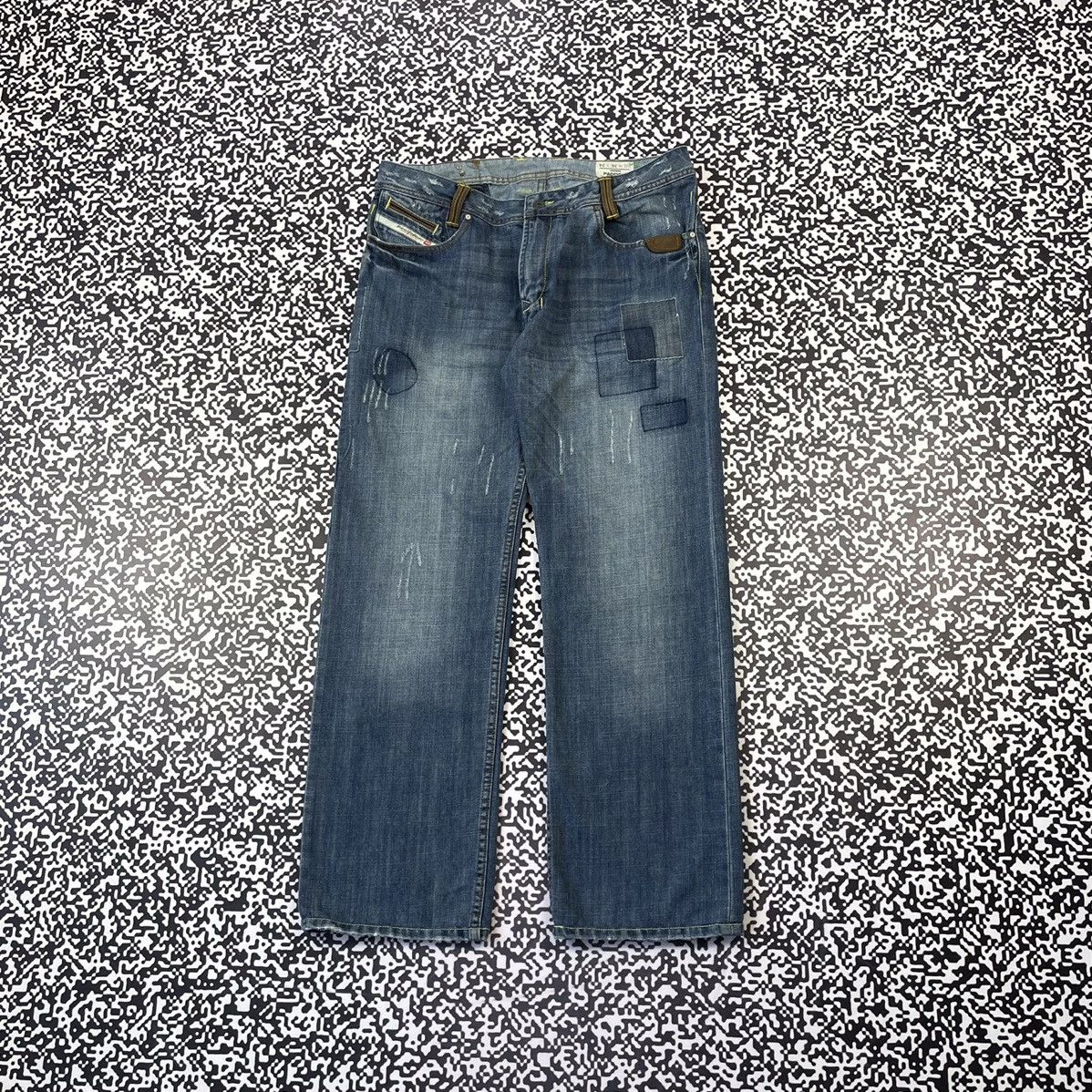 image of Vintage Y2K Diesel Japanese Distressed Style Denim Jeans Y2K in Blue, Men's (Size 36)