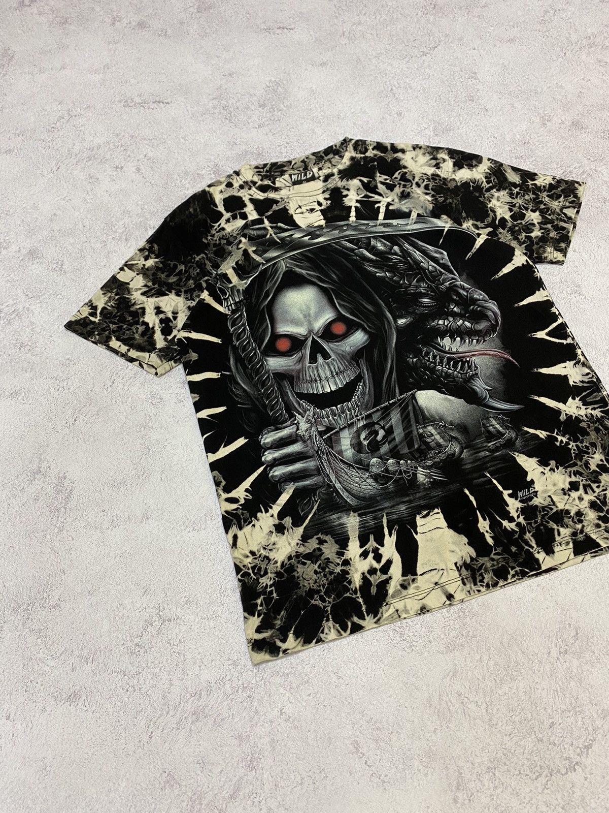 Other Wild Vintage Full Print Death & Dragon T Shirt 90s Size US M / EU 48-50 / 2 - 3 Thumbnail
