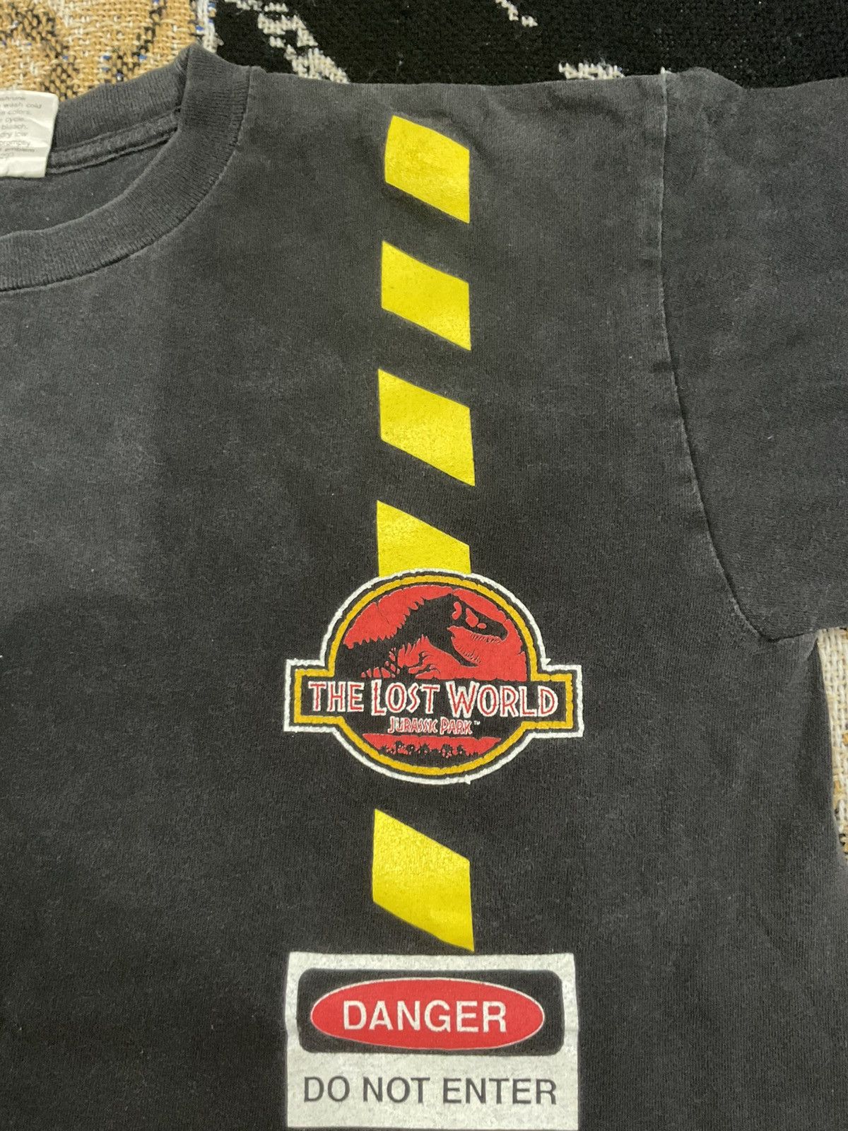 Vintage Vintage Jurassic park shirt 1997 medium Size US M / EU 48-50 / 2 - 3 Thumbnail