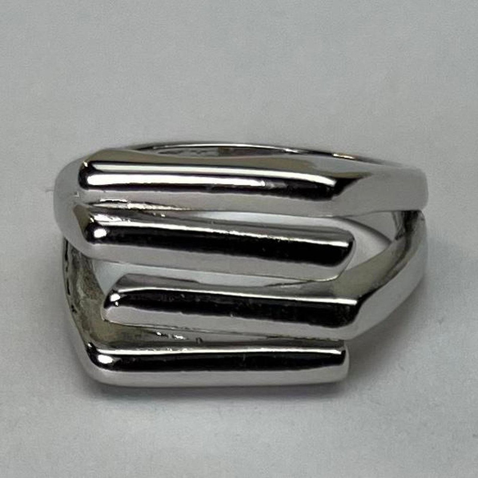 Other Y2k 2000s vintage style modern ring Size ONE SIZE - 1 Thumbnail