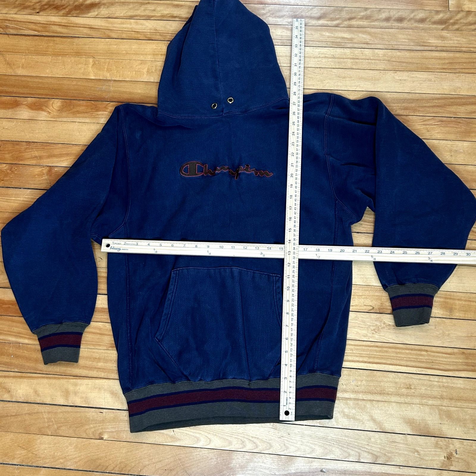 Champion Vintage 90s Champion Reverse Weave Navuy Hoodie XXL Size US XXL / EU 58 / 5 - 2 Thumbnail