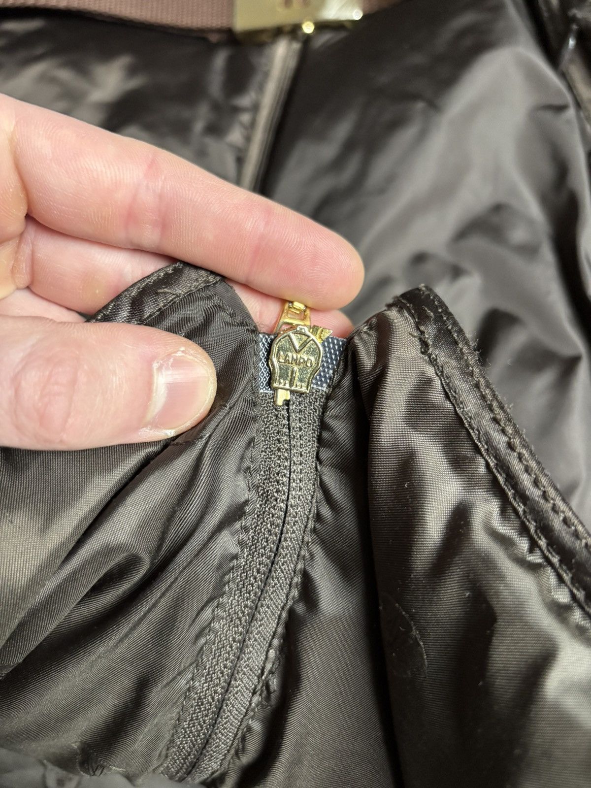 Moncler Moncler Vintage Metal Logo Belt Jacket Size XS / US 0-2 / IT 36-38 - 11 Thumbnail