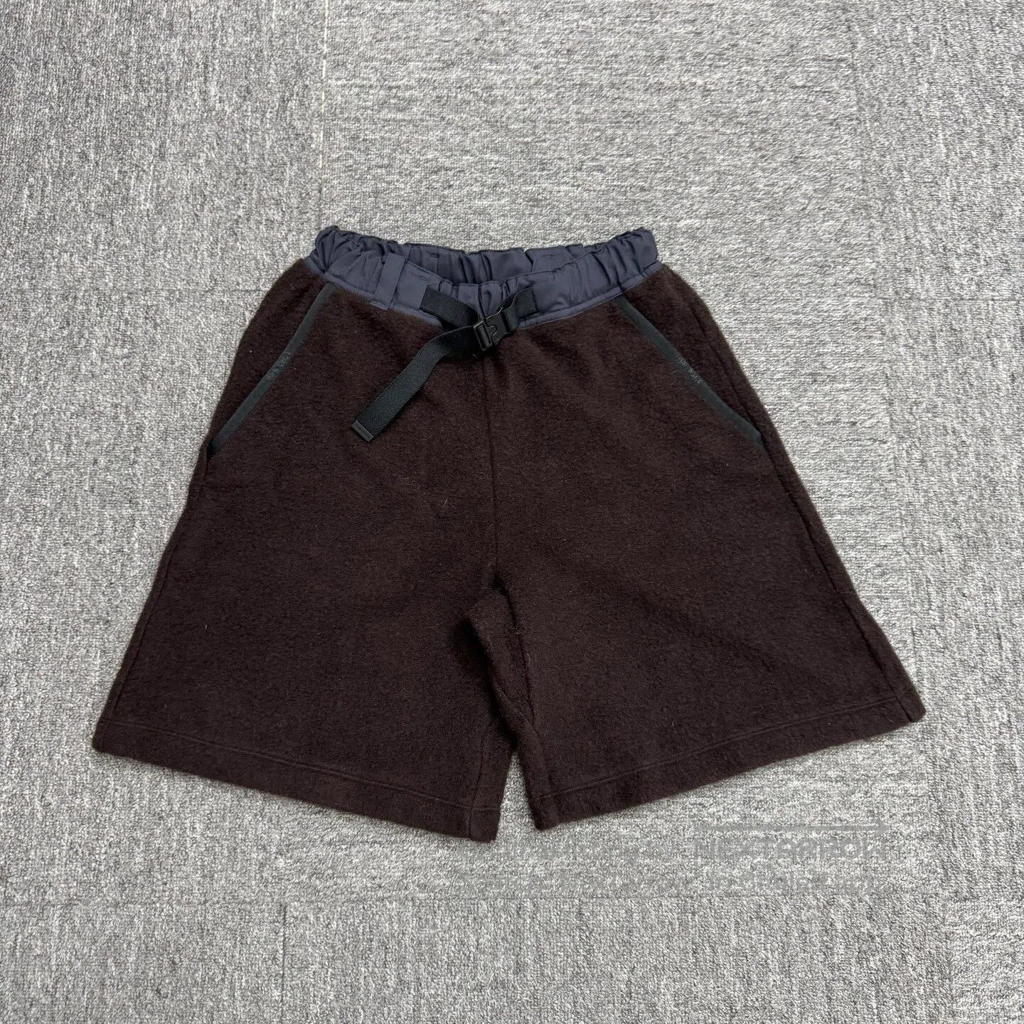 Loro Piana LORO PIANA sizxs Cashmere shorts| Size 26" / US 2 / IT 38 - 2 Thumbnail