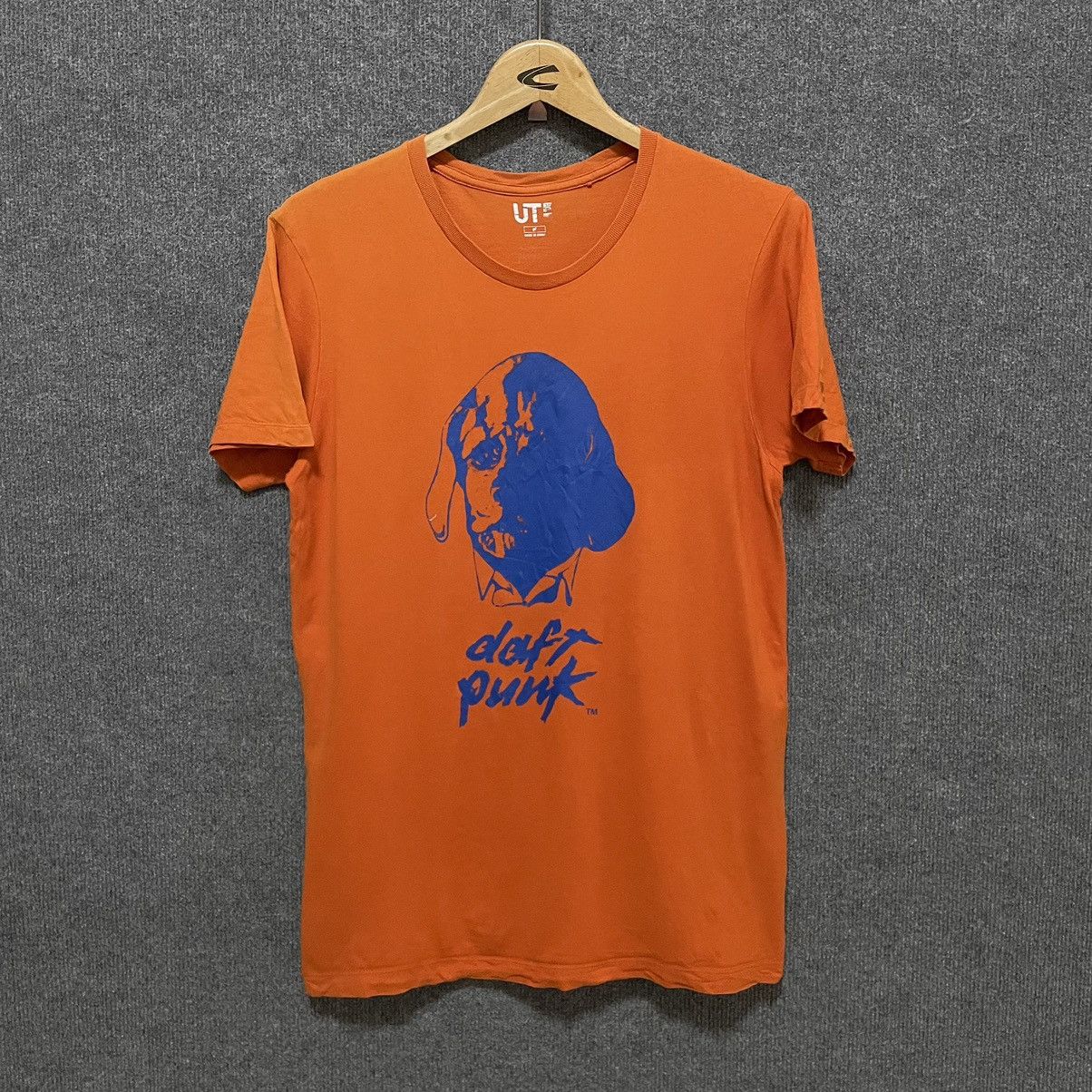 Band Tees UNIQLO's Daft Punk Collaboration T Shirt Size US S / EU 44-46 / 1 - 1 Thumbnail
