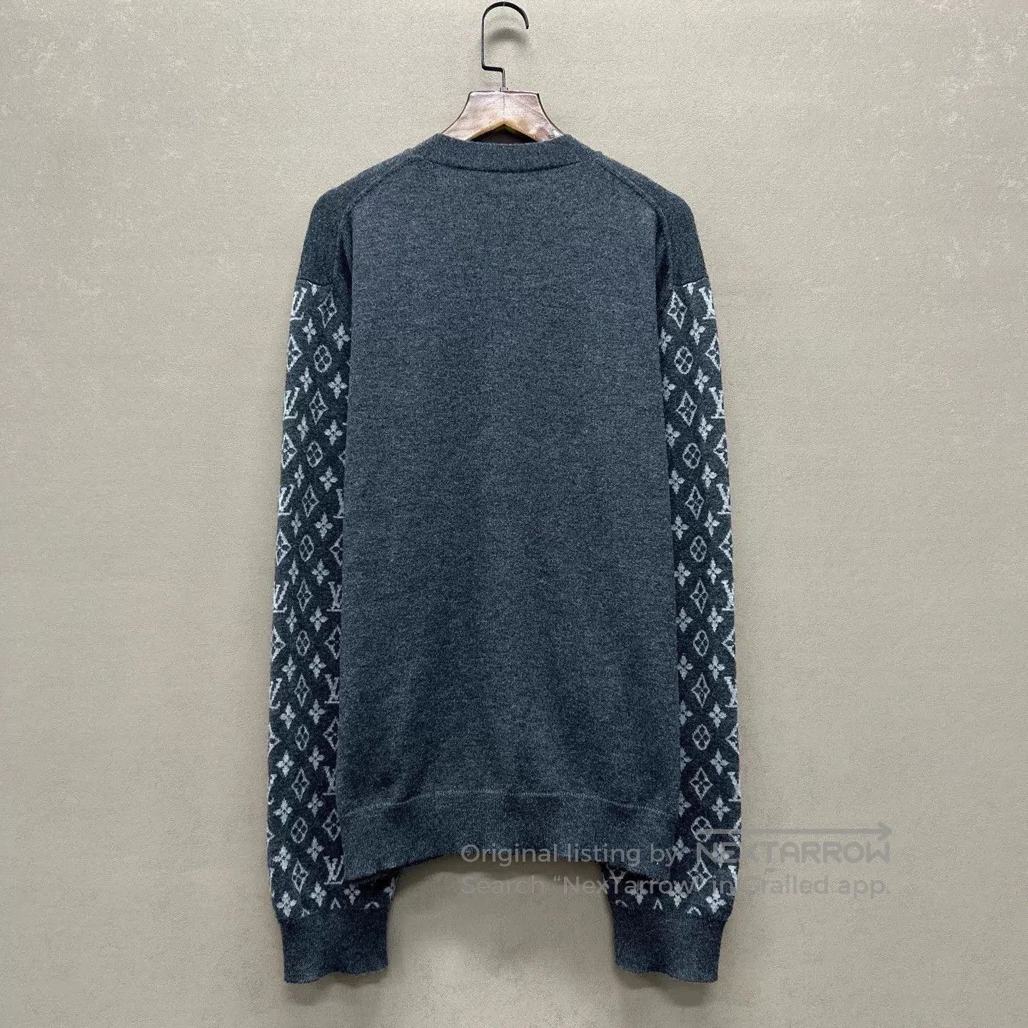 Louis Vuitton Gray V-Neck Cardigan with Patterned Sleeves - Size S. Size US S / EU 44-46 / 1 - 2 Thumbnail