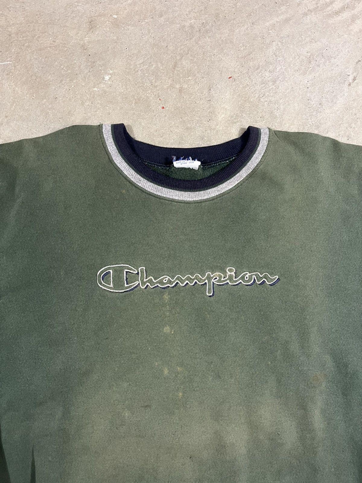 Champion Vintage 90s Champion Logo Crewneck Sweatshirt Faded Green Size US XL / EU 56 / 4 - 5 Thumbnail
