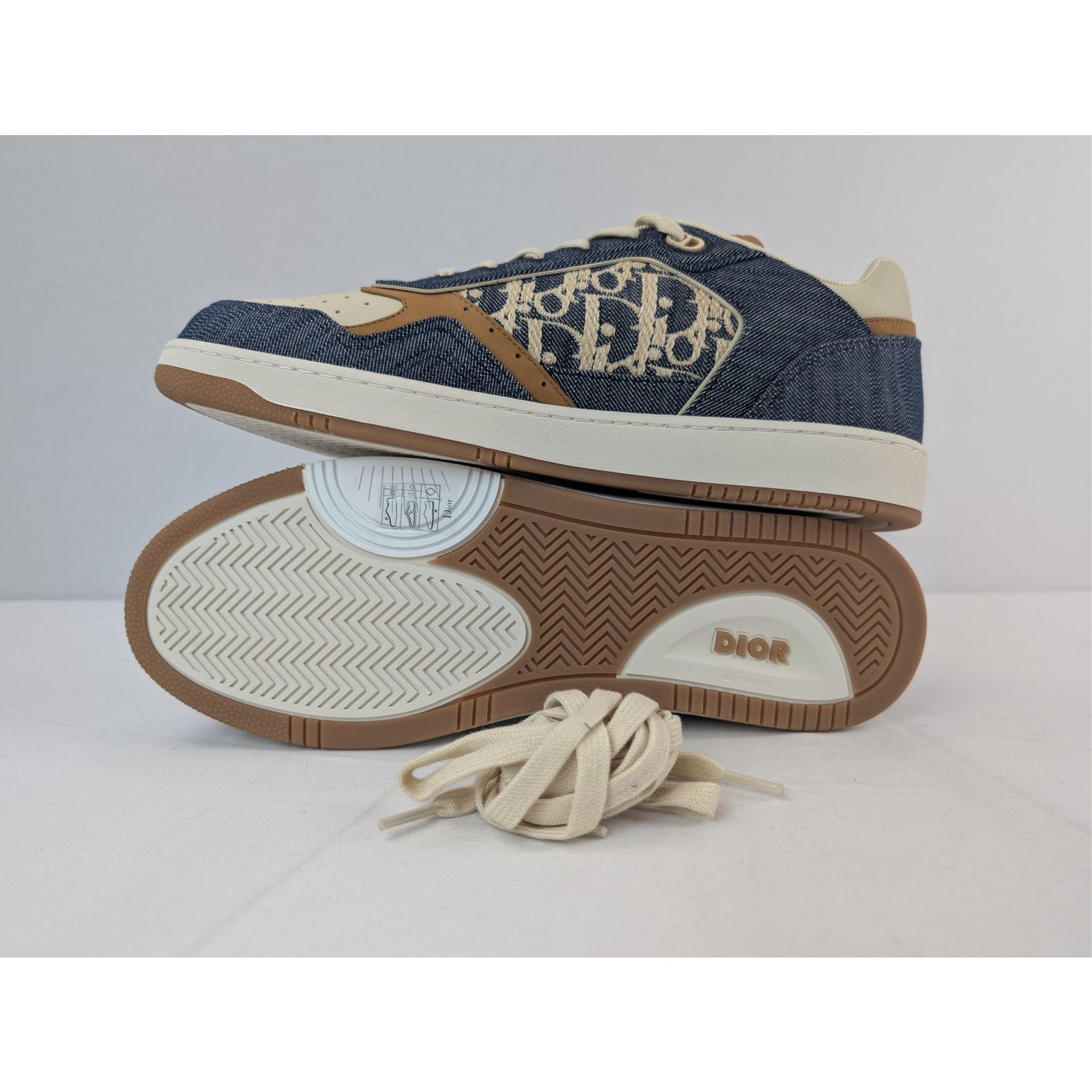 Dior o1rshd1 B27 Raffia Denim Uptown Low-Top Sneaker Blue/Brown Size US 13 / EU 46 - 14 Thumbnail