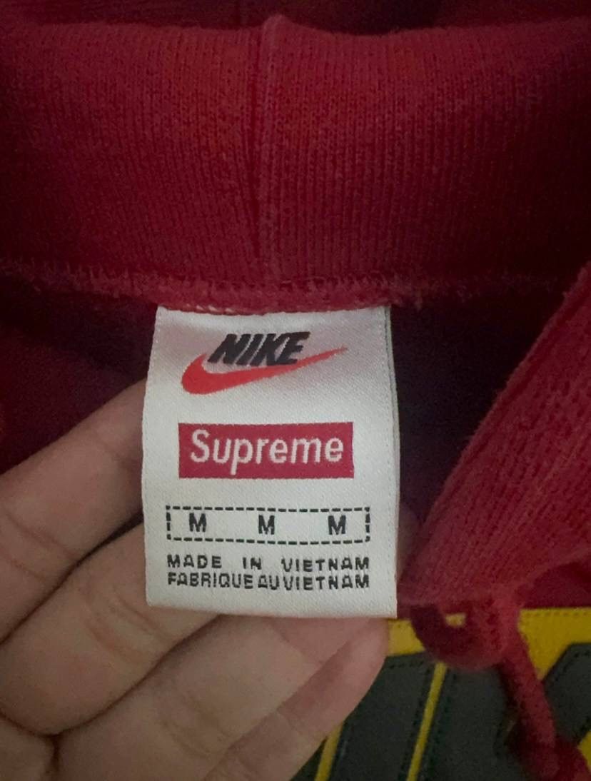 Nike × Supreme Nike x Supreme vintage hoodies Size US M / EU 48-50 / 2 - 3 Thumbnail