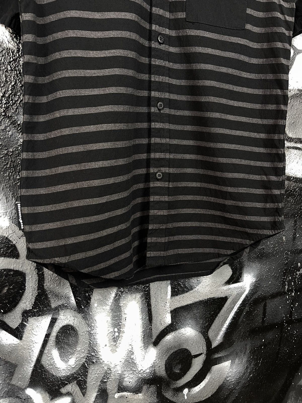 The Hundreds The Hundreds Button Up Short Sleeve Shirt Men’s Size S Size US S / EU 44-46 / 1 - 6 Thumbnail