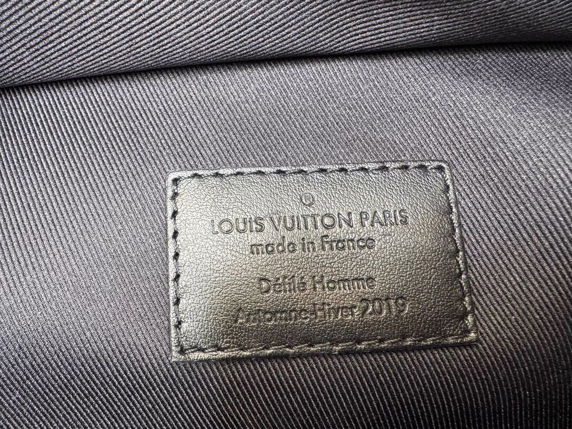 Louis Vuitton Louis Vuitton Black Soft Trunk Rainbow Box Backpack K36 Size ONE SIZE - 6 Thumbnail
