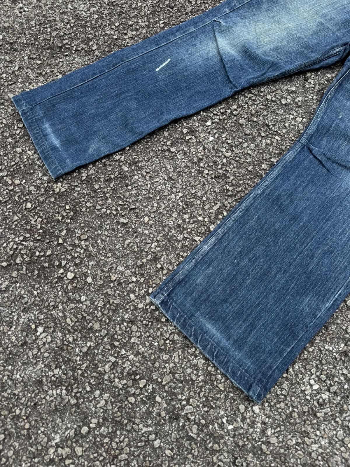 Kapital DESIGNER KIRO HIRATA KAPITAL HEMP CLASSIC DISTRESSED JEANS Size US 31 - 6 Thumbnail