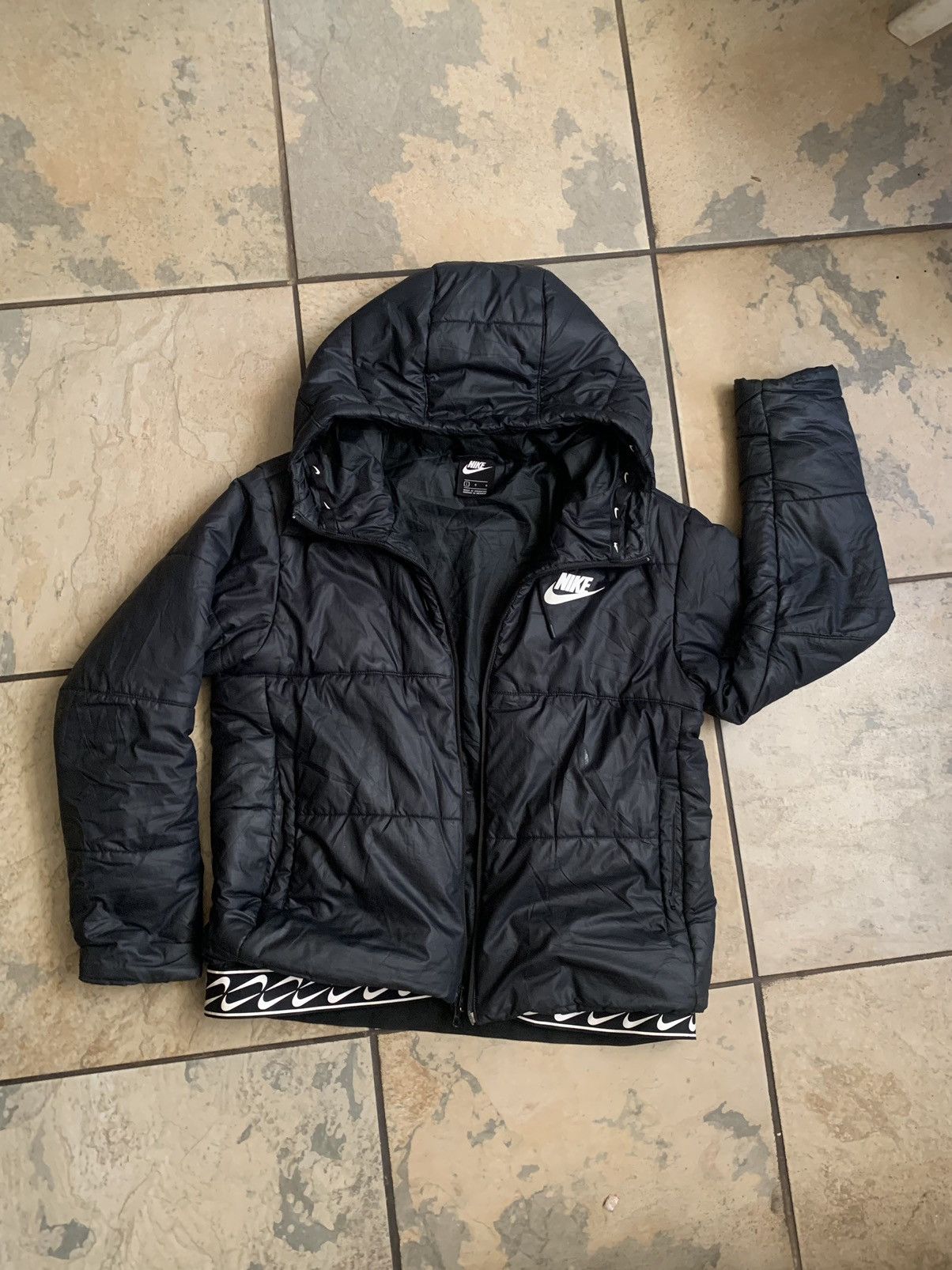 Nike Nike bottom swoosh bomber Size US L / EU 52-54 / 3 - 1 Thumbnail