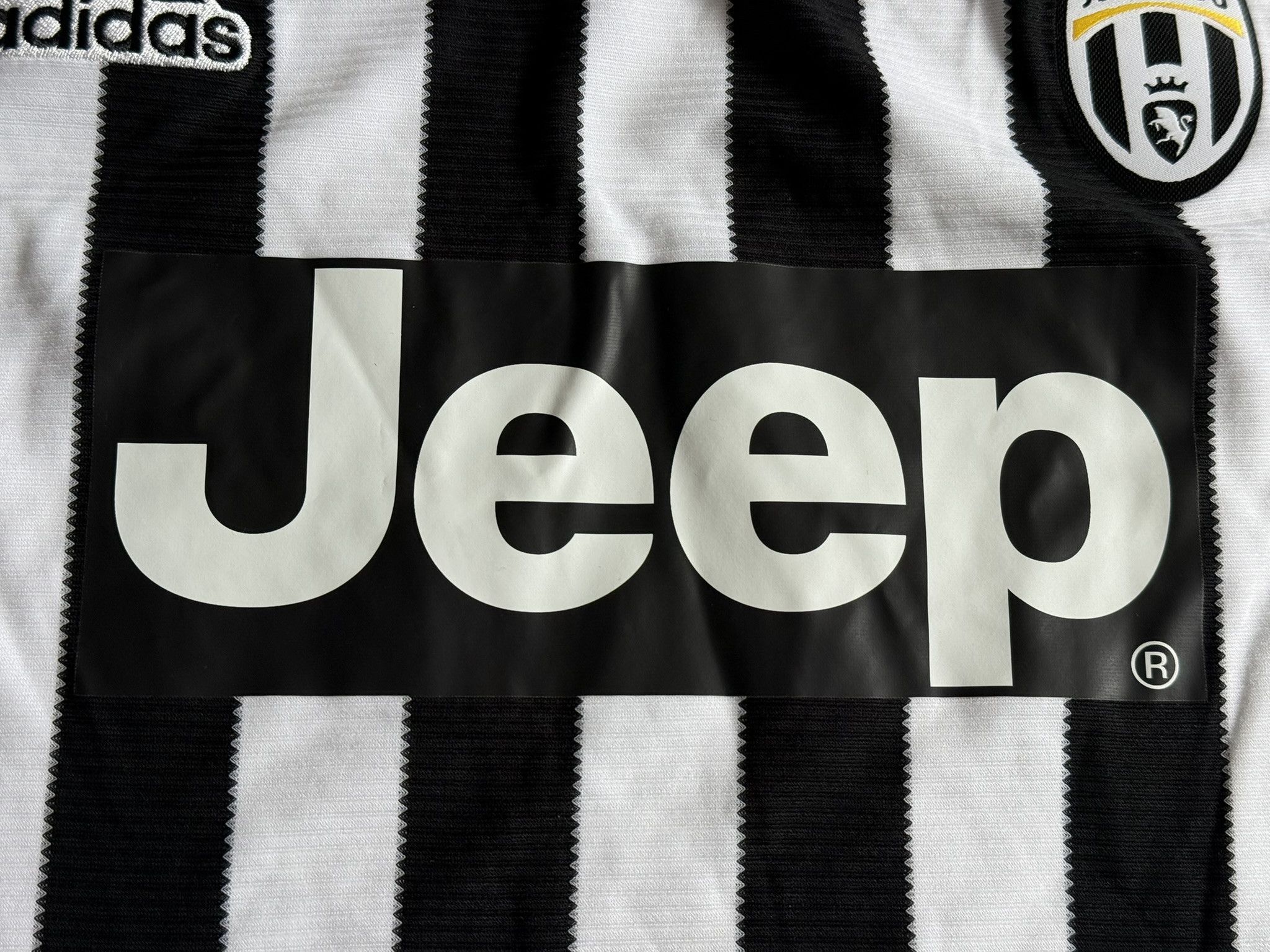 Adidas JUVENTUS 2015 2016 HOME SHIRT SOCCER JERSEY ADIDAS SIZE M Size US M / EU 48-50 / 2 - 9 Thumbnail