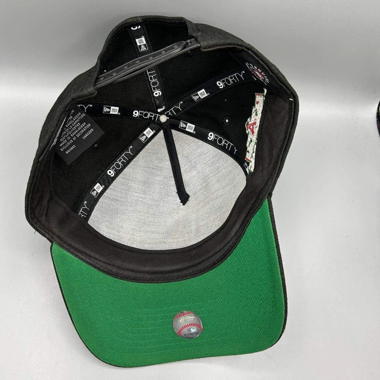 New Era Los Angeles LA Angels Hat Men Black Embroidered Snap Back Size ONE SIZE - 2 Thumbnail