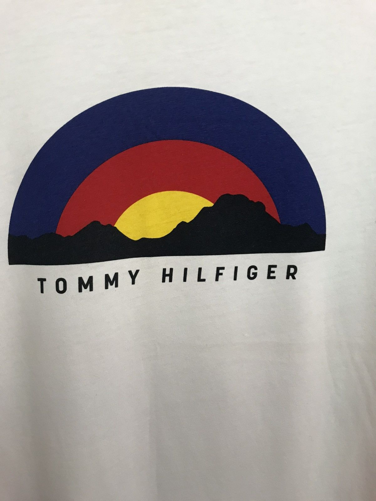 Tommy Hilfiger Tommy Hilfiger luxury streetwear tee Size US M / EU 48-50 / 2 - 2 Thumbnail