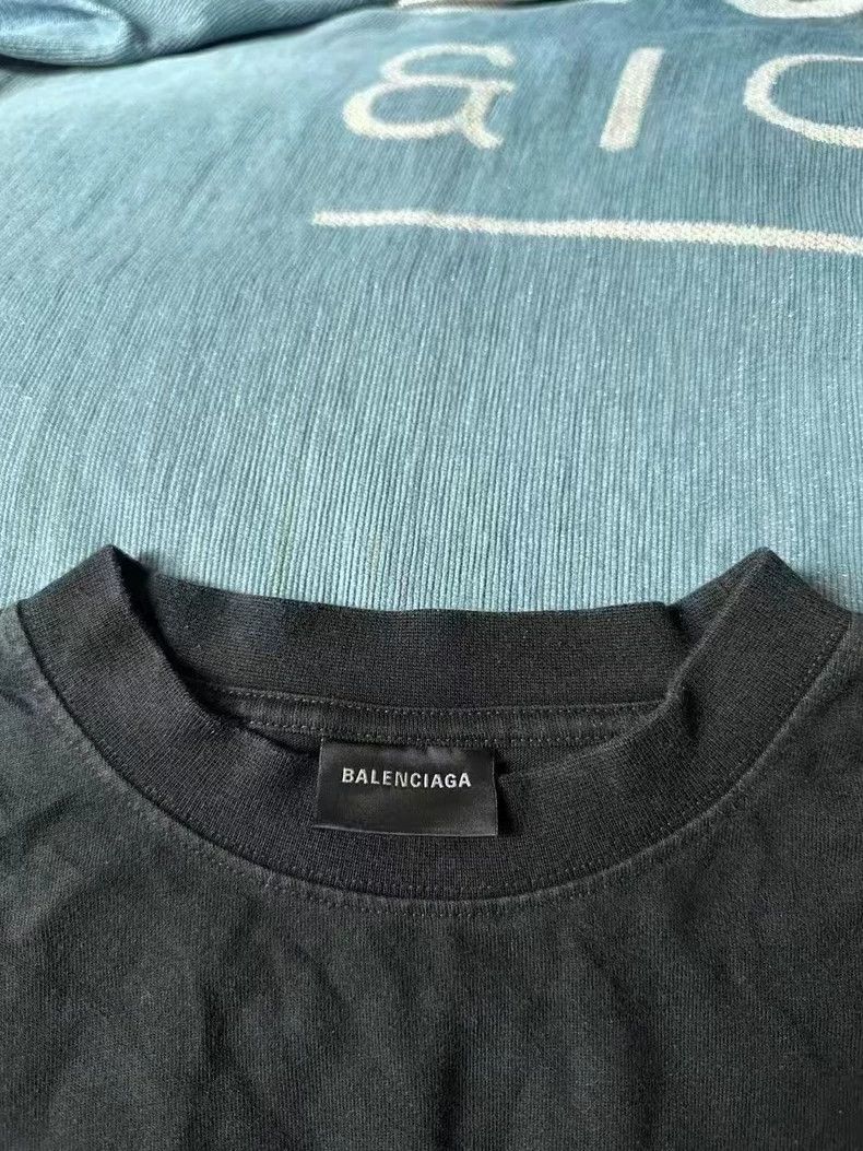 Balenciaga Balenciaga Graffiti short sleeves Size US S / EU 44-46 / 1 - 6 Thumbnail