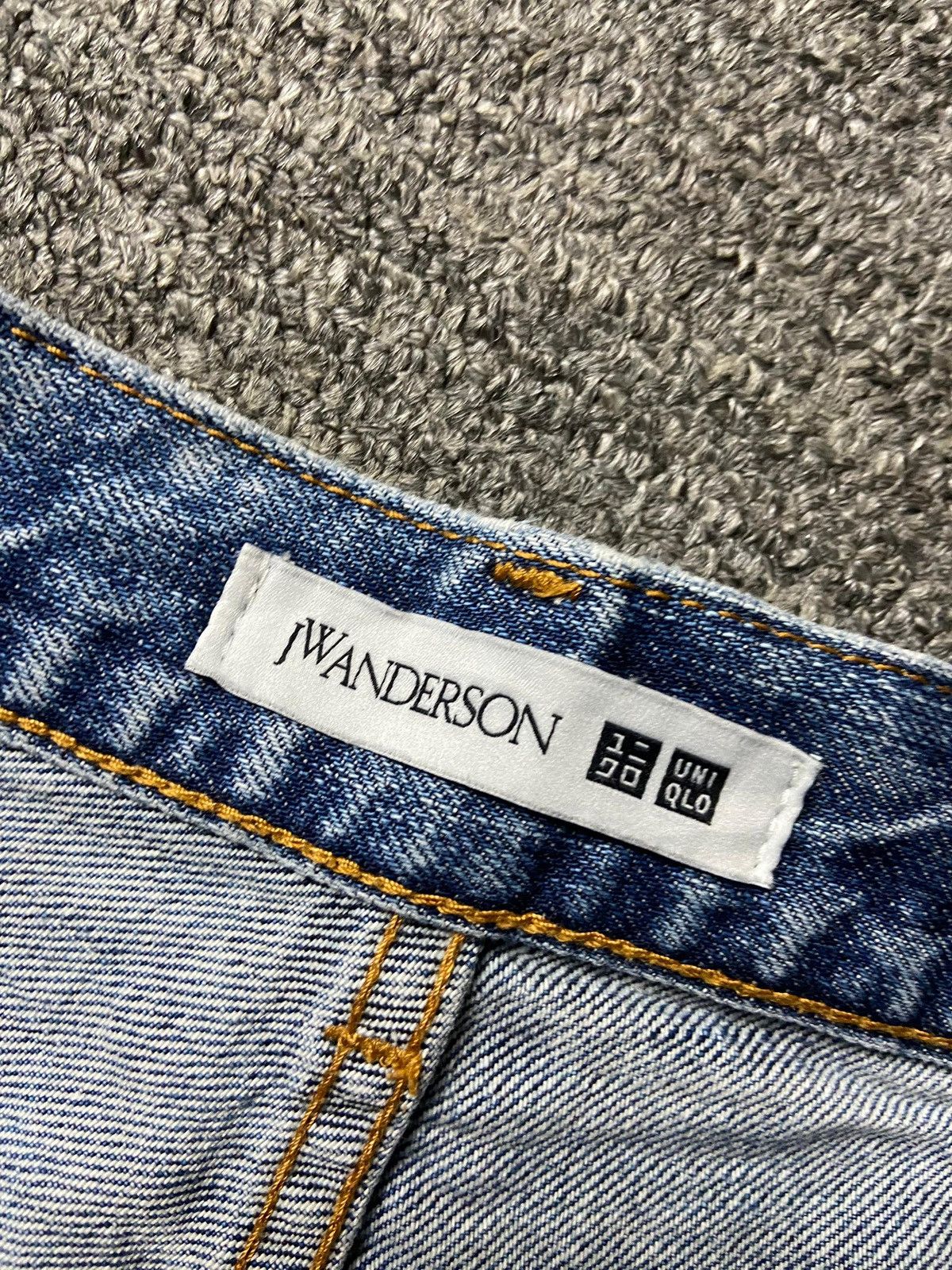 JW Anderson × Uniqlo Uniqlo x JW Anderson Distressed Denim Jeans (165) Size US 26 / EU 42 - 4 Thumbnail