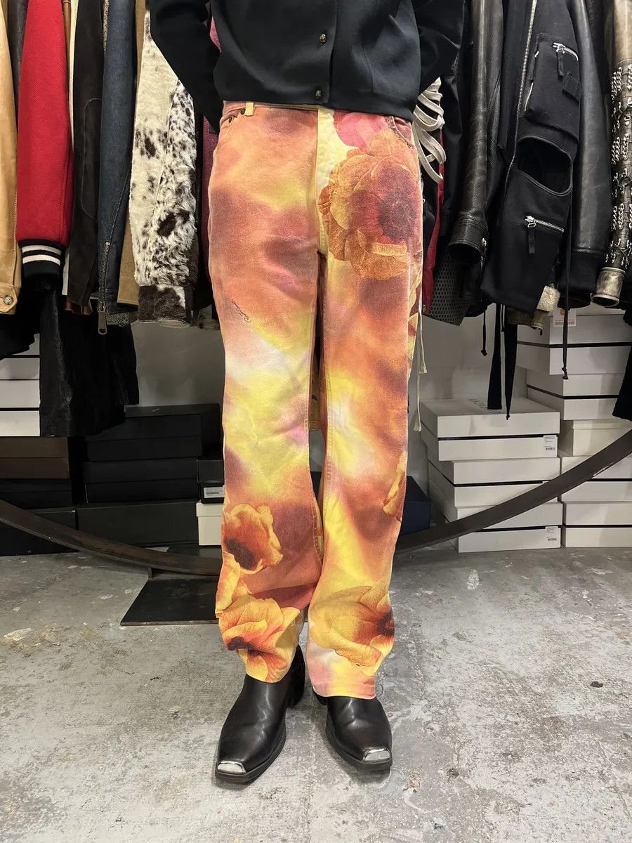 Roberto Cavalli 2000s Roberto Cavalli Flowers Spectrum Summer Pants Size US 32 / EU 48 - 3 Thumbnail