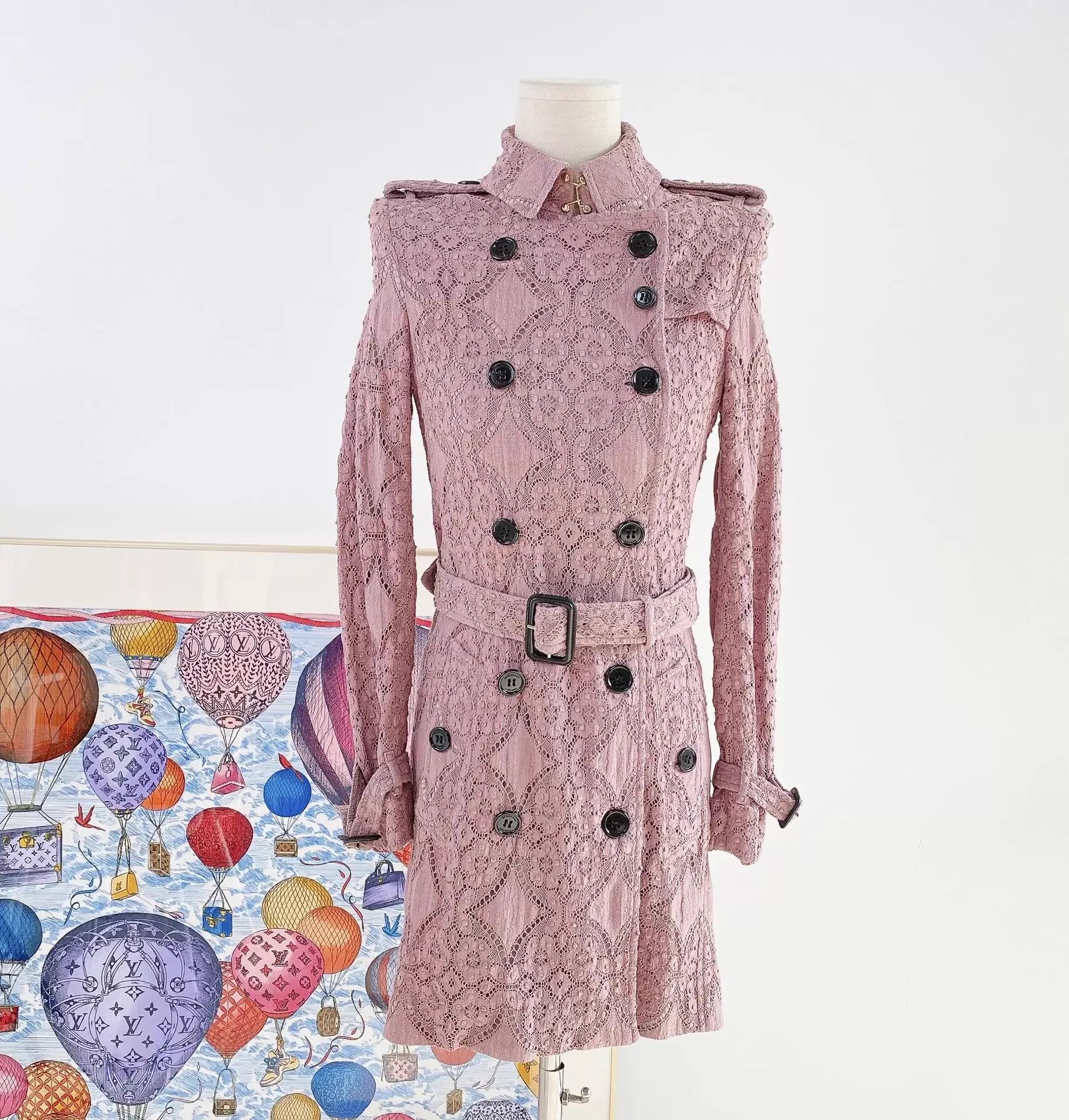 Burberry Burberry Purple Cutout Jacket EU38 Women's Size XS / US 0-2 / IT 36-38 - 1 Thumbnail