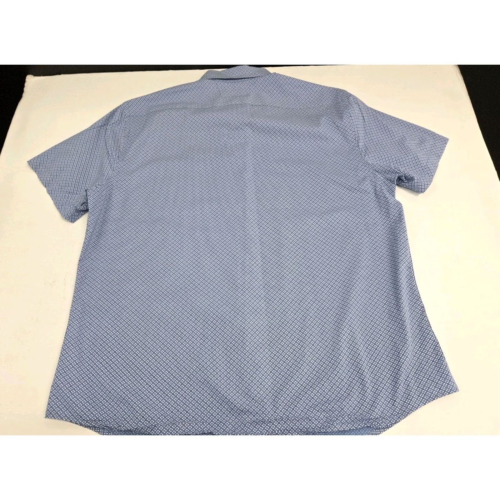 Banana Republic Banana Republic Mens Slim Fit Short Sleeve Button Up Blue Shirt Size L Size US L / EU 52-54 / 3 - 5 Thumbnail
