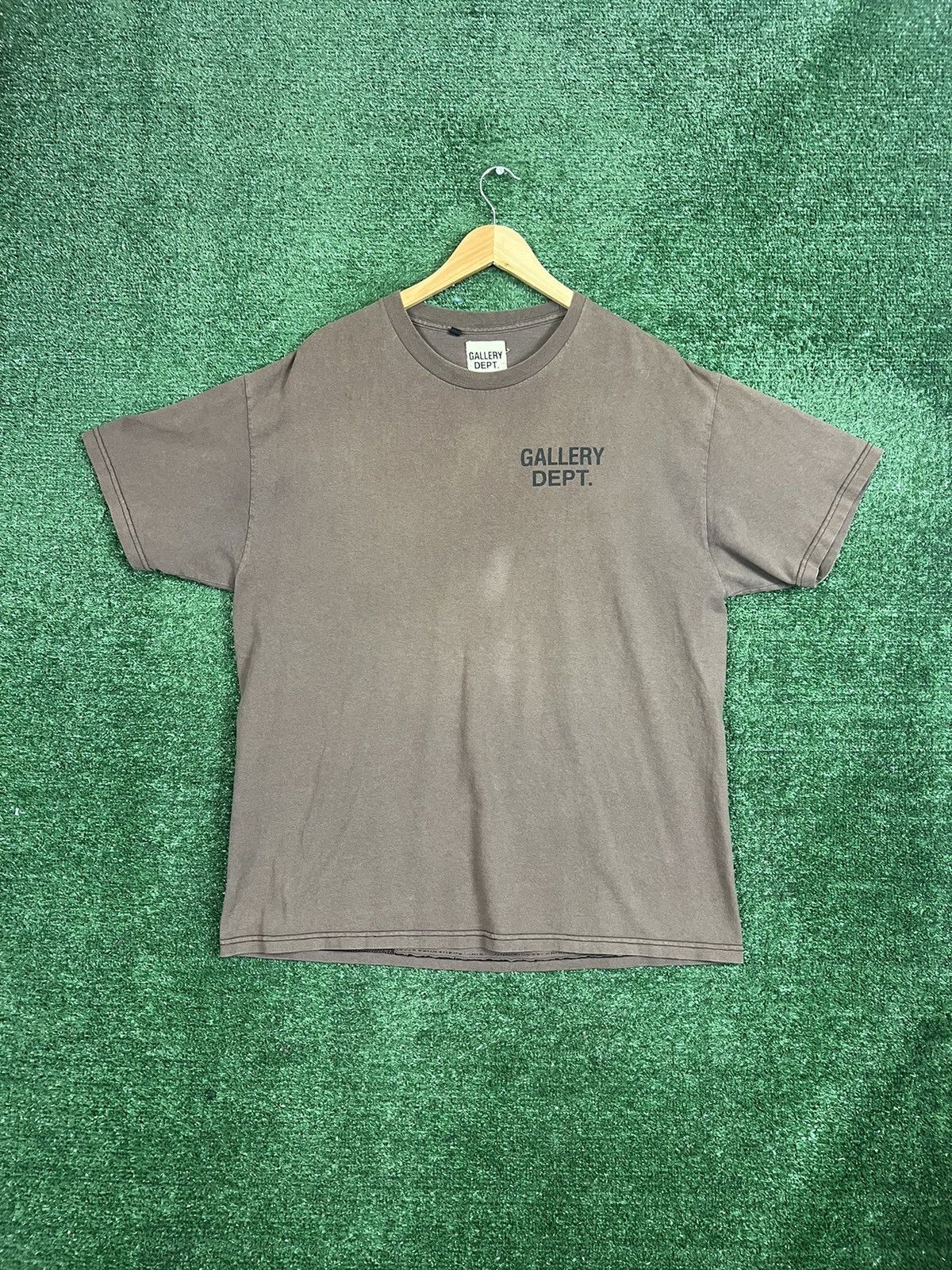 Gallery dept. Logo t shirt Brown