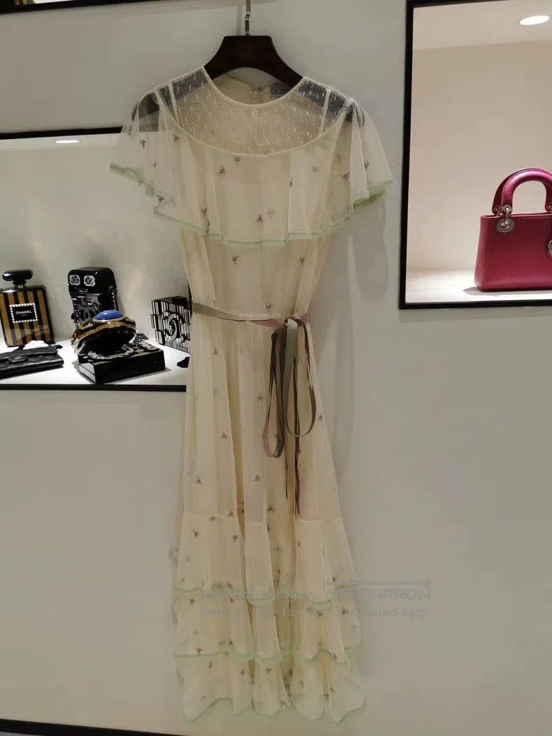 Valentino Valentino Lace fairy dress Size S / US 4 / IT 40 - 2 Thumbnail