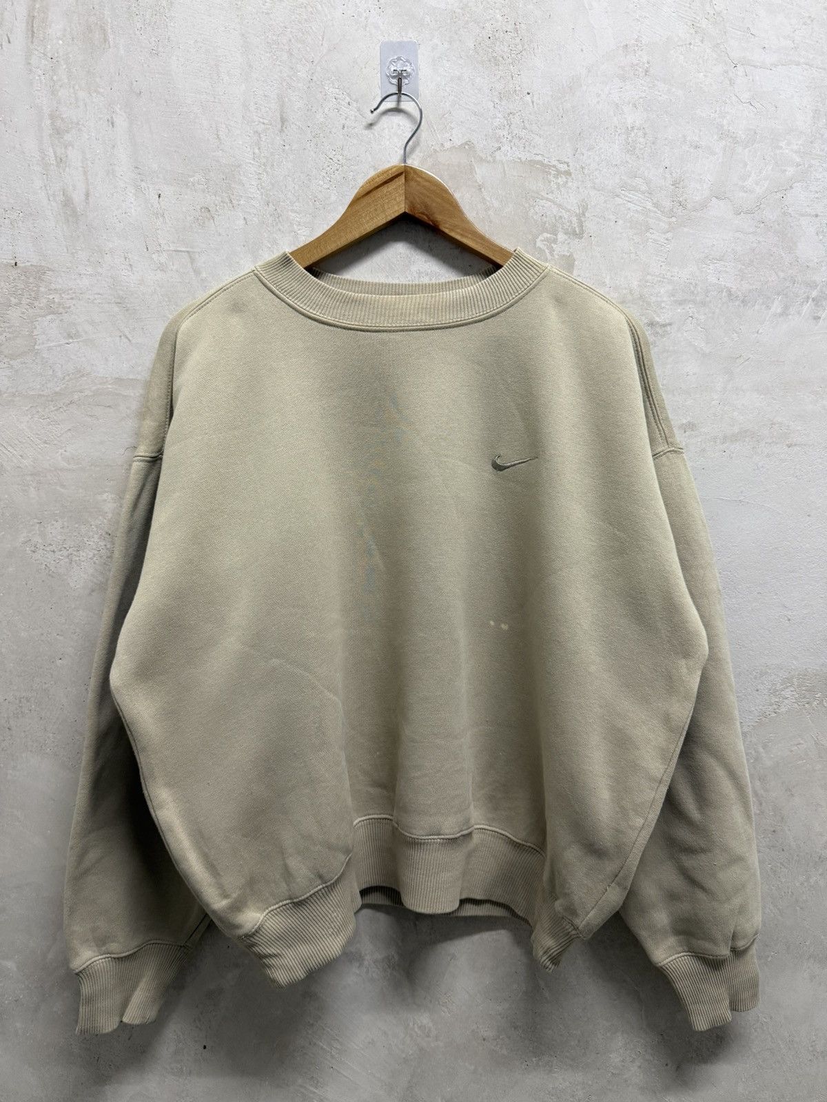 Nike Vintage Nike Small Swoosh Cream Travis Hoodie Size US XXL / EU 58 / 5 - 1 Thumbnail