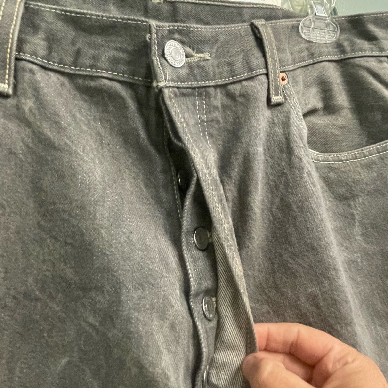 Levi's Levis 501 Gray Stone Washed Button Fly Jeans Size 38x32 Men Size US 38 / EU 54 - 5 Thumbnail