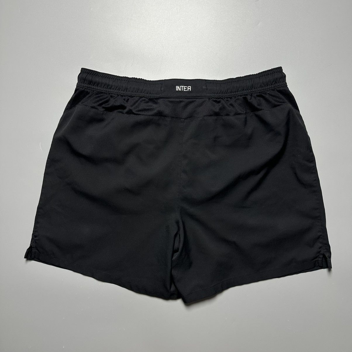 Nike INTER MILAN NIKE 2010/2011 FOOTBALL HOME SHORTS #9 FORLAN Size US 33 - 7 Thumbnail