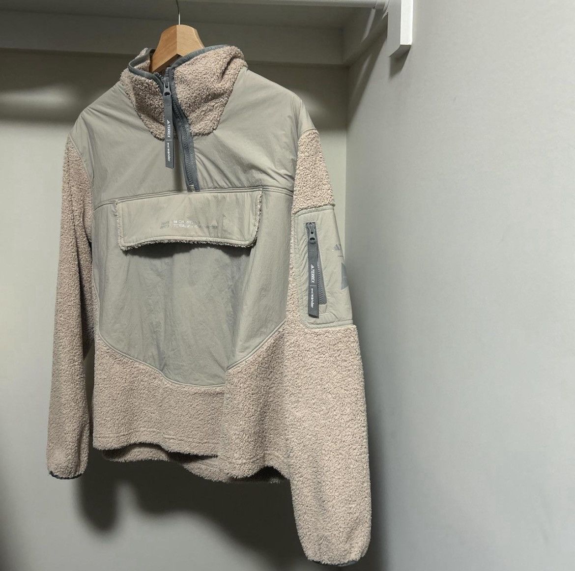 Adidas × And Wander Cream Adidas Terrex and Wander fleece Size M / US 6-8 / IT 42-44 - 2 Thumbnail