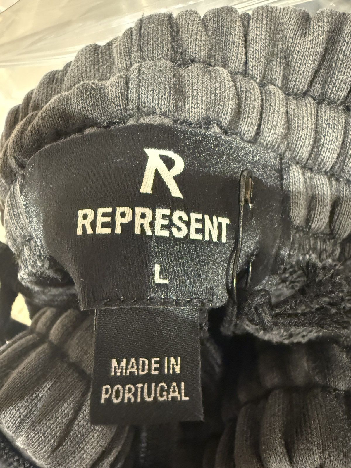 Represent Clo. Represent Owners Club Track Shorts Grey/Yellow Size US 34 / EU 50 - 4 Thumbnail