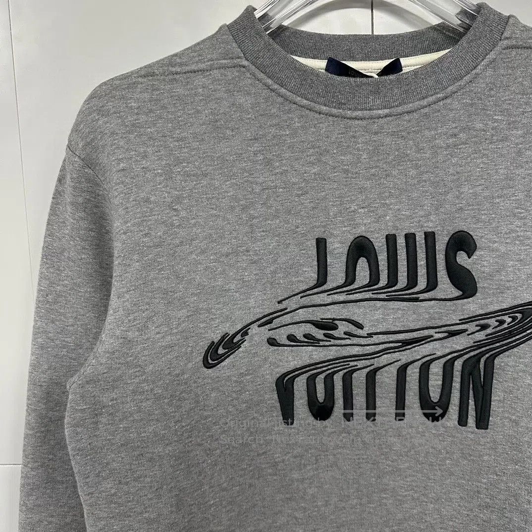 Louis Vuitton louis vuitton classic logo embroidered sweatshirt. Size XS / US 0-2 / IT 36-38 - 3 Thumbnail