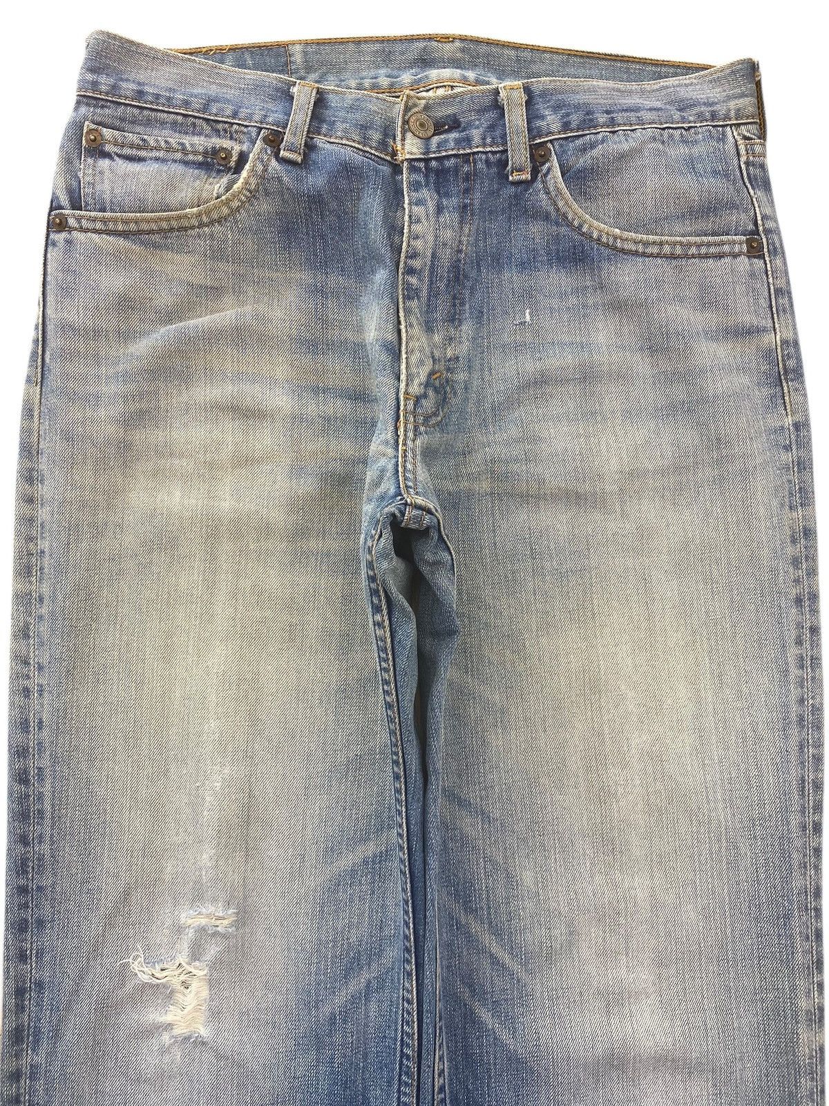 Levi's Levi’s Light Wash Style Straight Leg Jeans Size US 32 / EU 48 - 2 Thumbnail