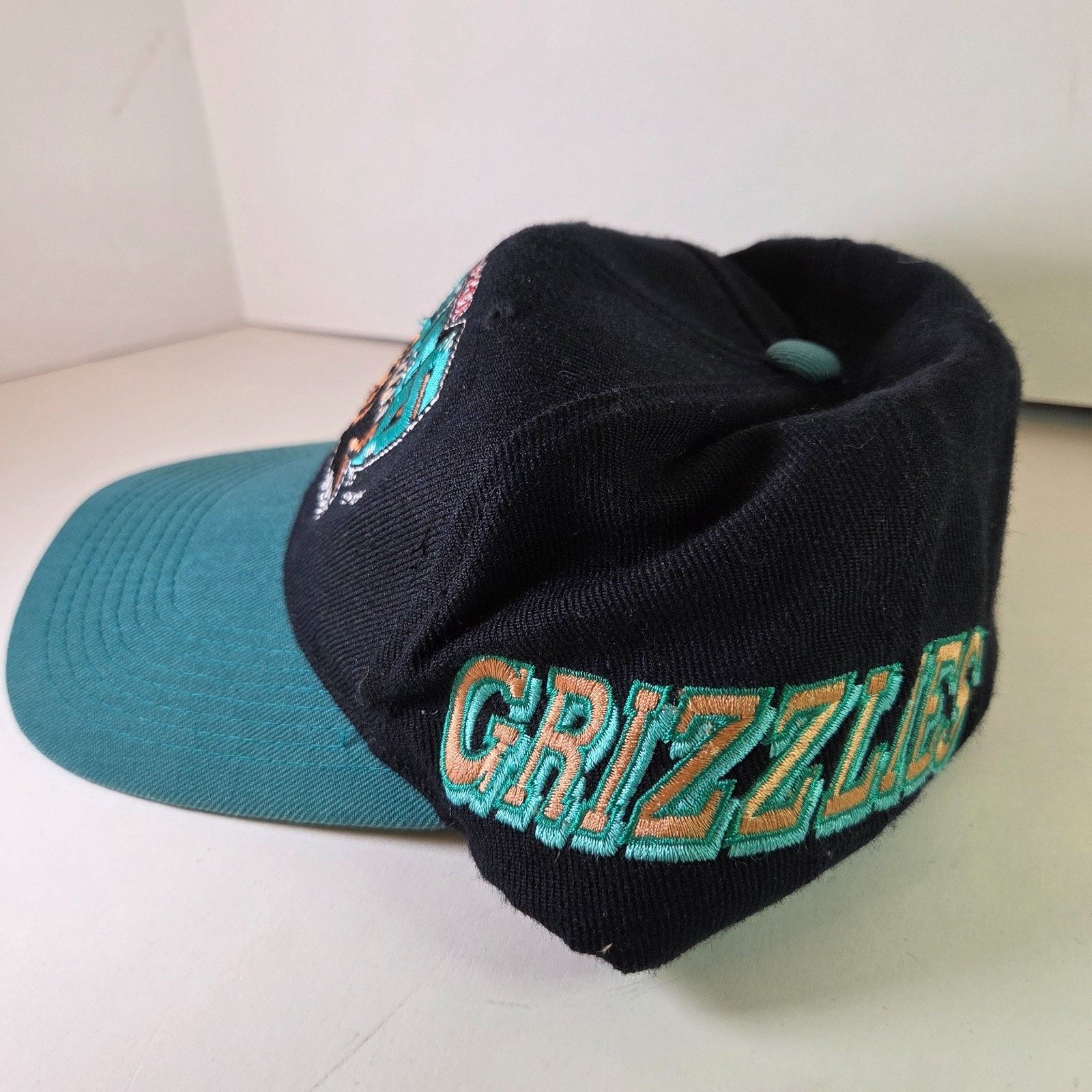 Sports Specialties Vancouver Grizzlies 1994 Sports Specialties Snapback Hat Size ONE SIZE - 3 Thumbnail