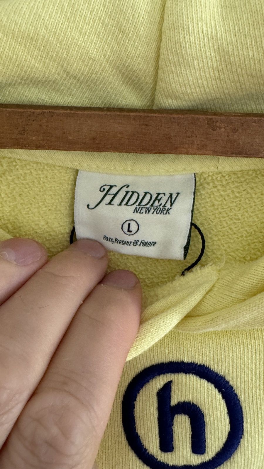 HIDDEN HIDDEN Mini H Hoodie Chartreuse Yellow Large Size US L / EU 52-54 / 3 - 3 Thumbnail