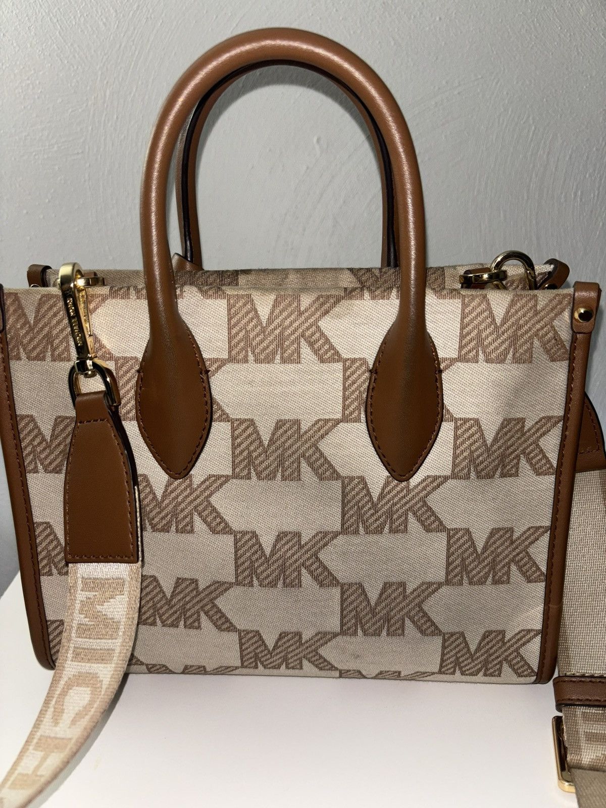 Michael Kors Tan & Brown Micheal Kors Handbag Size ONE SIZE - 2 Thumbnail