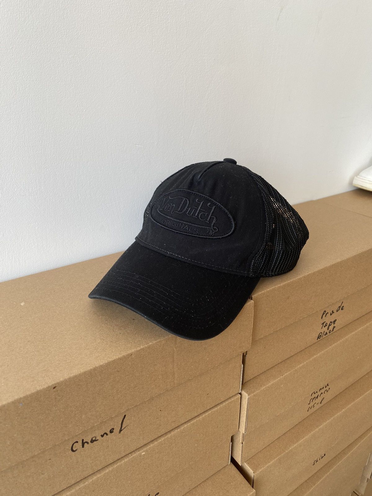Vintage × Von Dutch Rare Vintage Von Dutch Total Black Cap Hat Size ONE SIZE - 1 Thumbnail