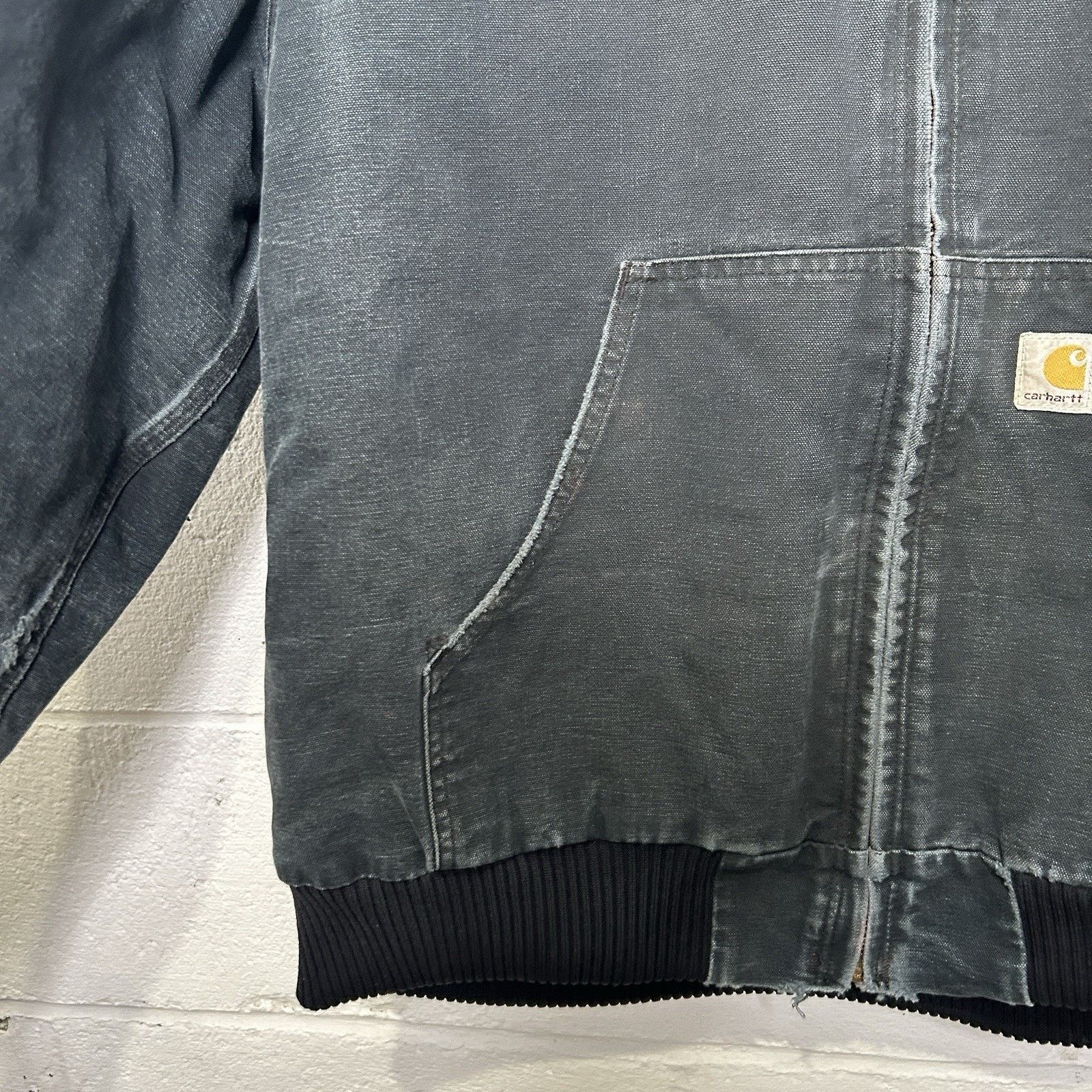 Carhartt Vintage Carhartt Quilted Active Jacket “Black” J140 BLK Size US XL / EU 56 / 4 - 5 Thumbnail