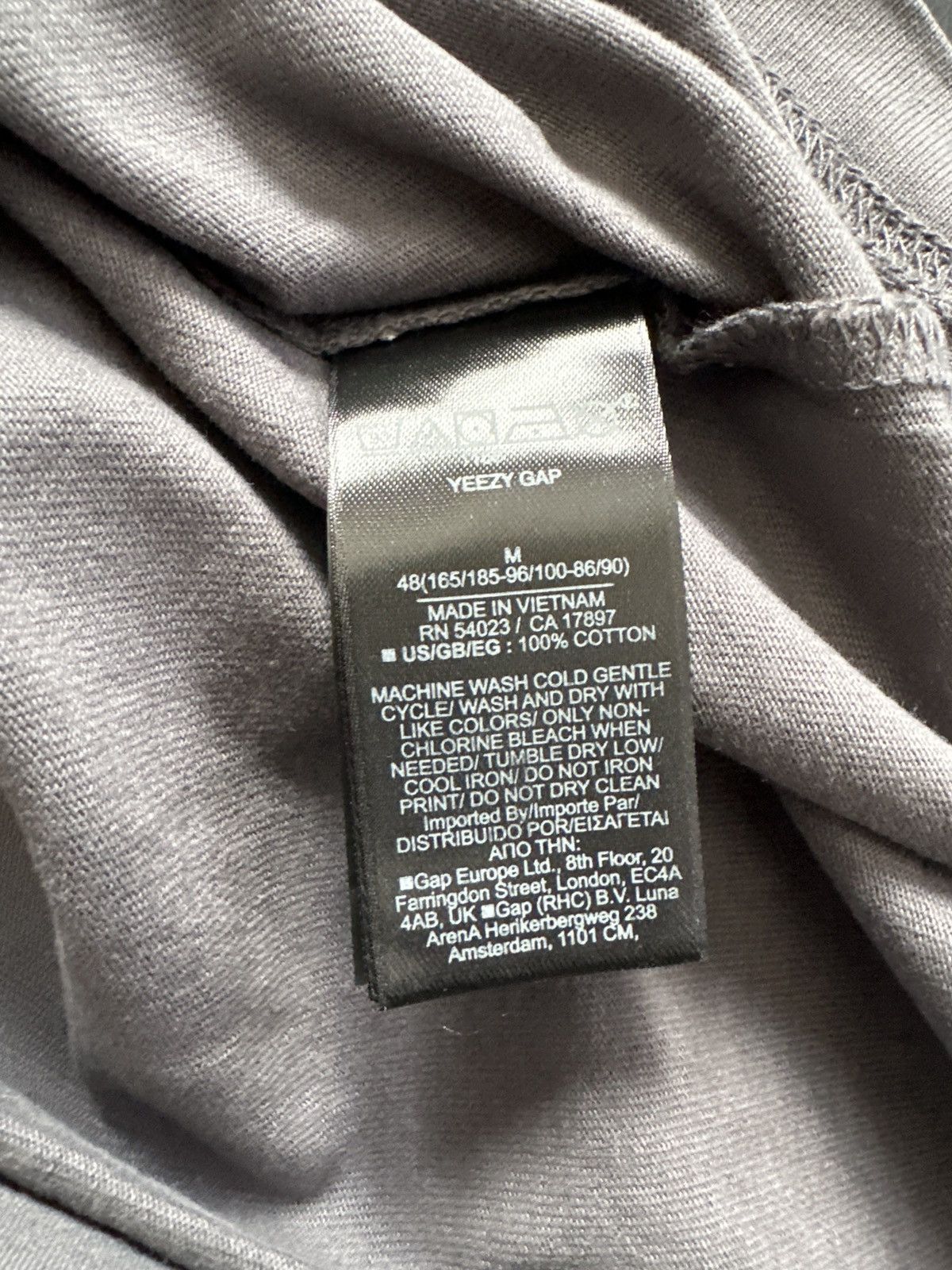 Balenciaga × Gap × Kanye West Yeezy Gap Long Sleeve T-Shirt Dark Grey (SIZE MEDIUM) Size US M / EU 48-50 / 2 - 6 Thumbnail