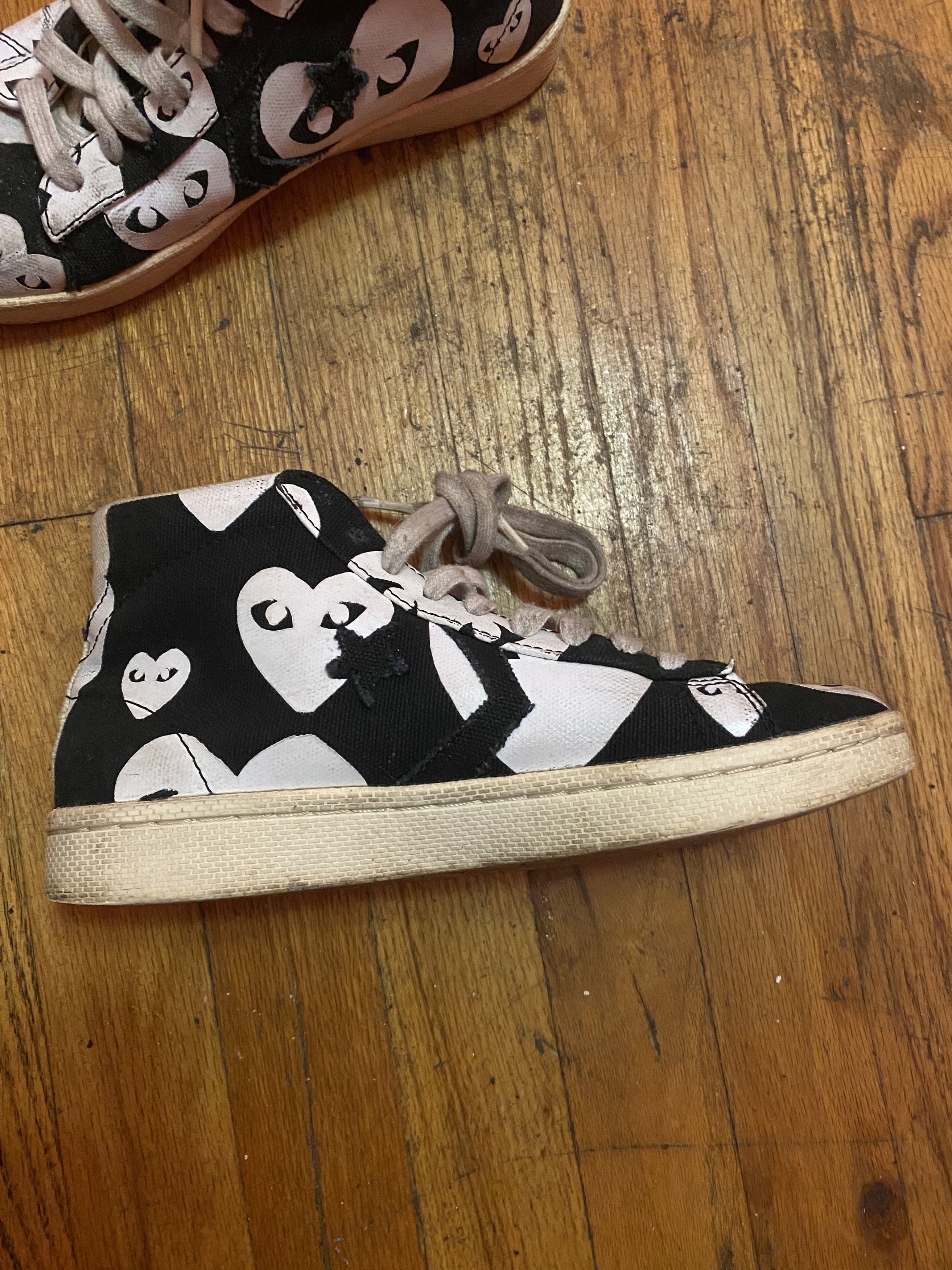 Comme des Garcons COMME DES GARÇONS x CONVERSE Hi-Top Snkrs ⊛ BLK/WTE ⊛ GntlyW Size US 7.5 / IT 37.5 - 4 Thumbnail