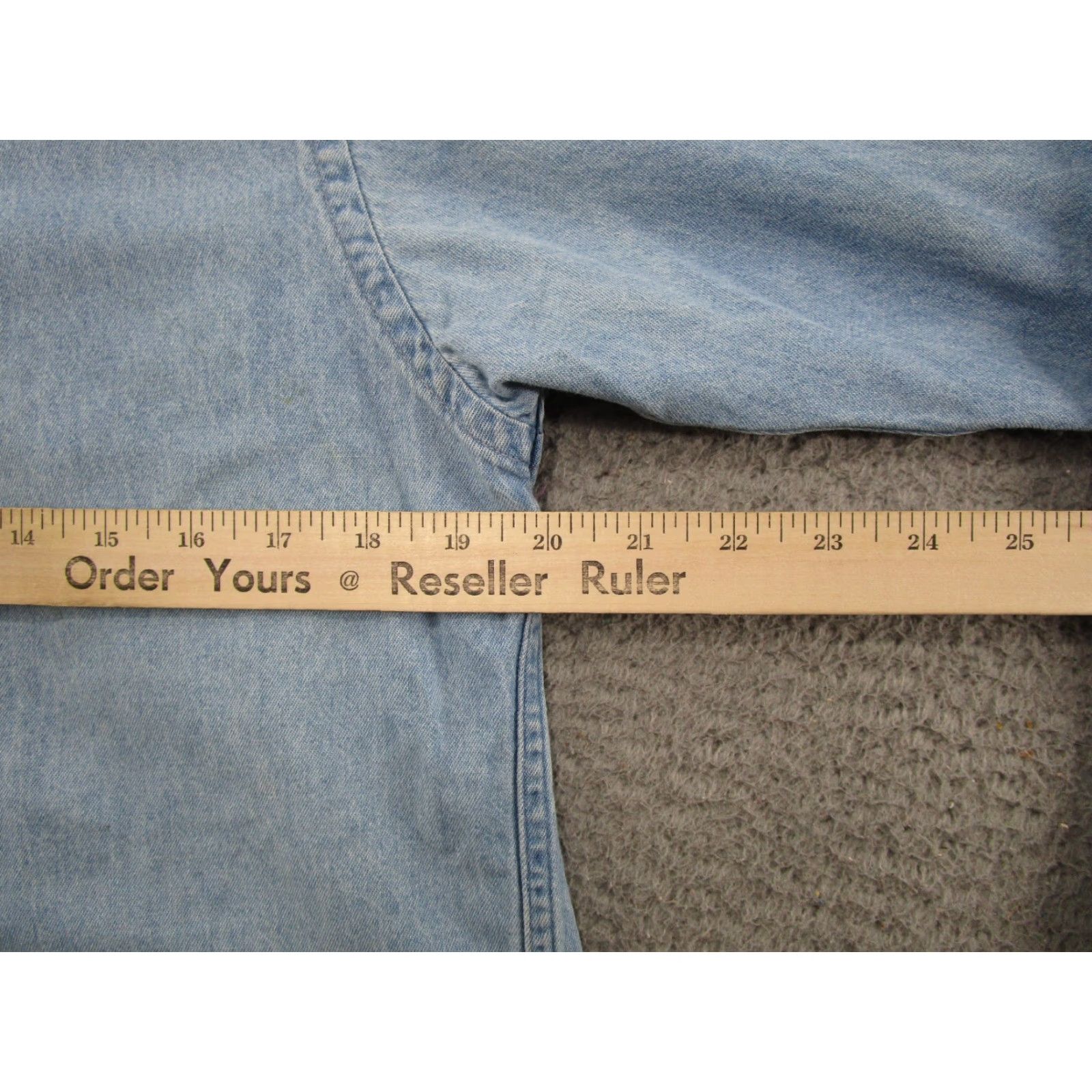 Vintage VINTAGE L.L. BEAN Denim Shirt Womens Size 10 Blue Cotton Embroidered Denim Button-Up Pockets USA Made Fall, Spring, Summer, Winter Mens Womens Size L / US 10 / IT 46 - 7 Thumbnail