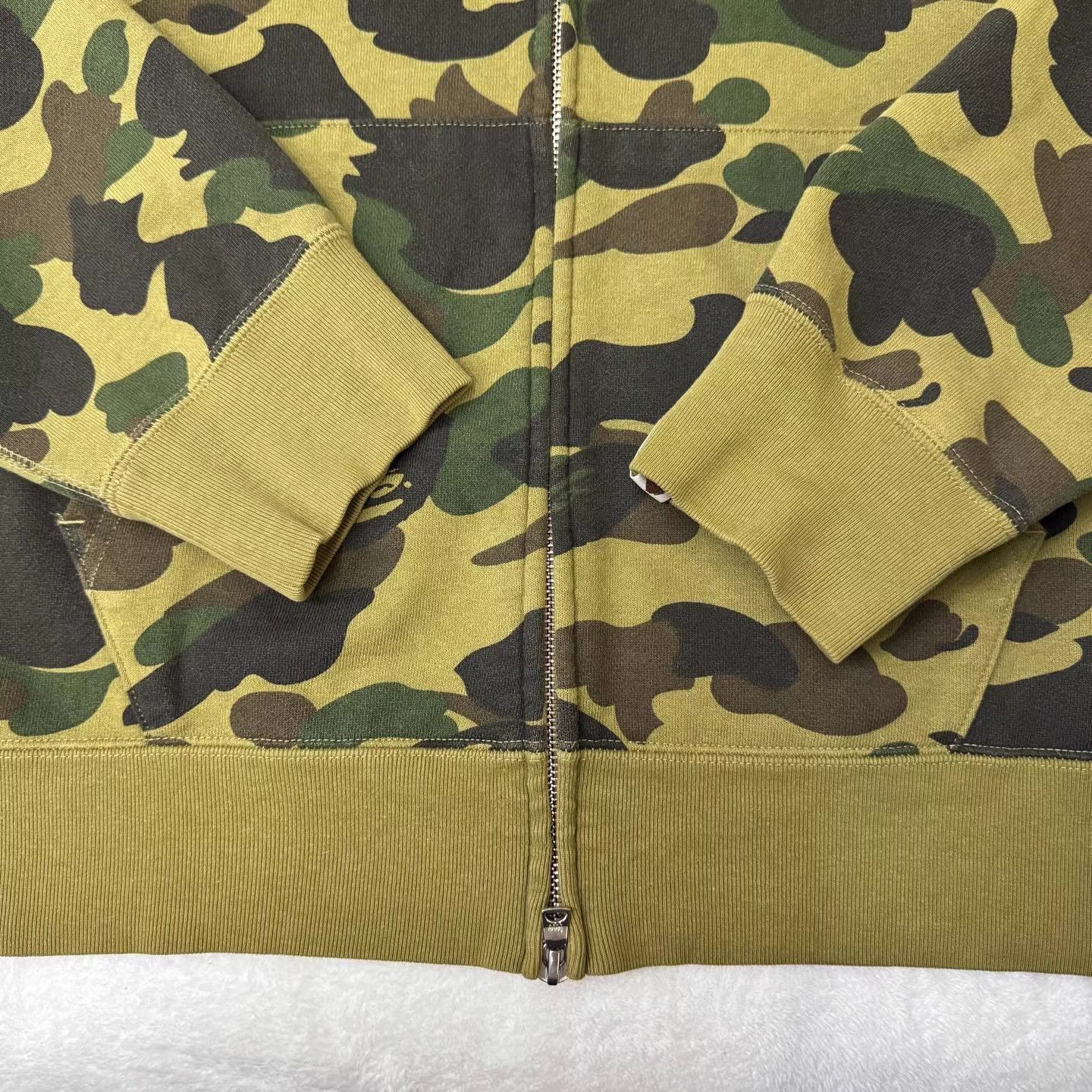 Bape BAPE Olive Camo Shark Full Zip Jacket Q10 Size US XL / EU 56 / 4 - 2 Thumbnail