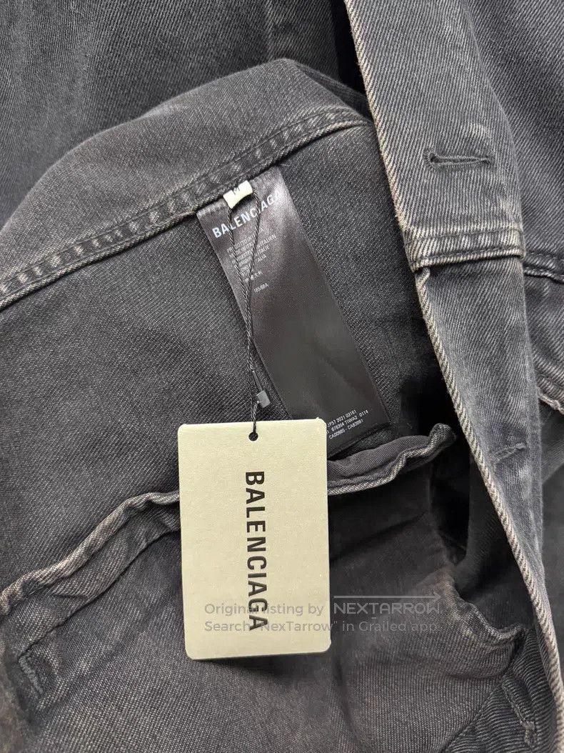 Balenciaga Balenciaga Double B spray-painted denim jacket Size US M / EU 48-50 / 2 - 6 Thumbnail