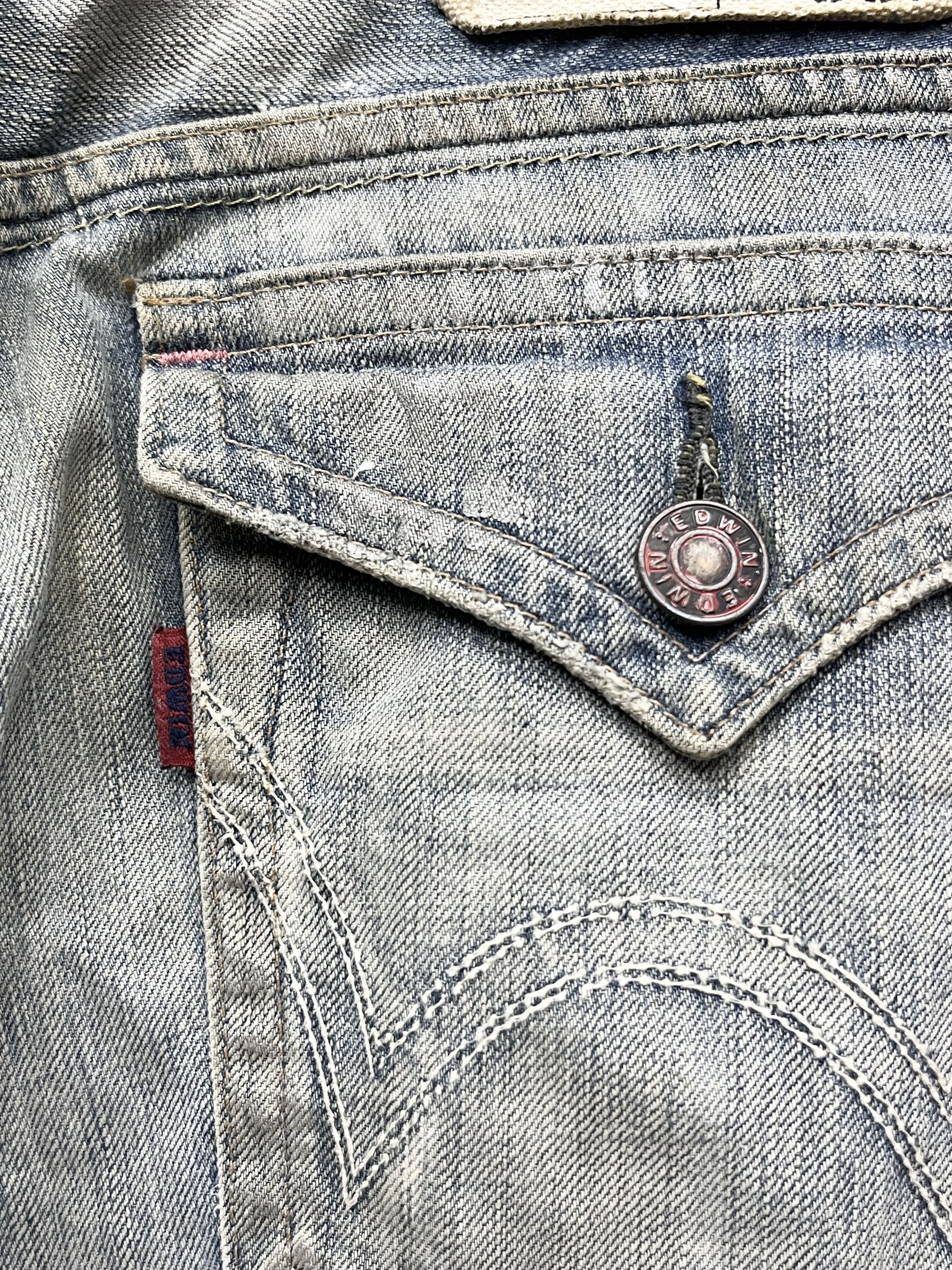 Edwin FYE🔥EDWIN BLUE TRIP Ripped Thrashed Blow Out Flared Denim Size US 31 - 17 Thumbnail