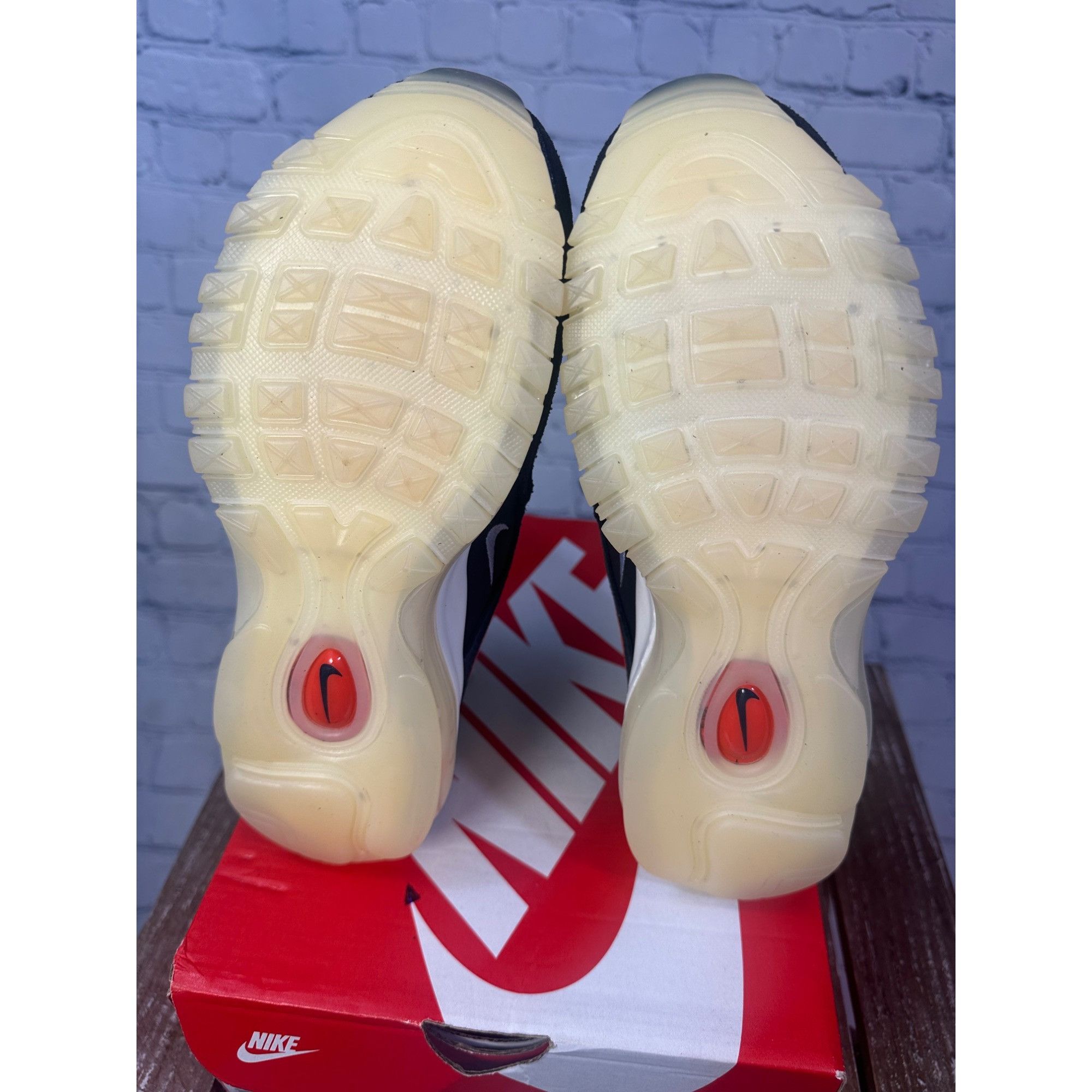 Nike Nike Air Max 97 ( GS ) “Set to Rise” Size US 5 / EU 37 - 5 Thumbnail