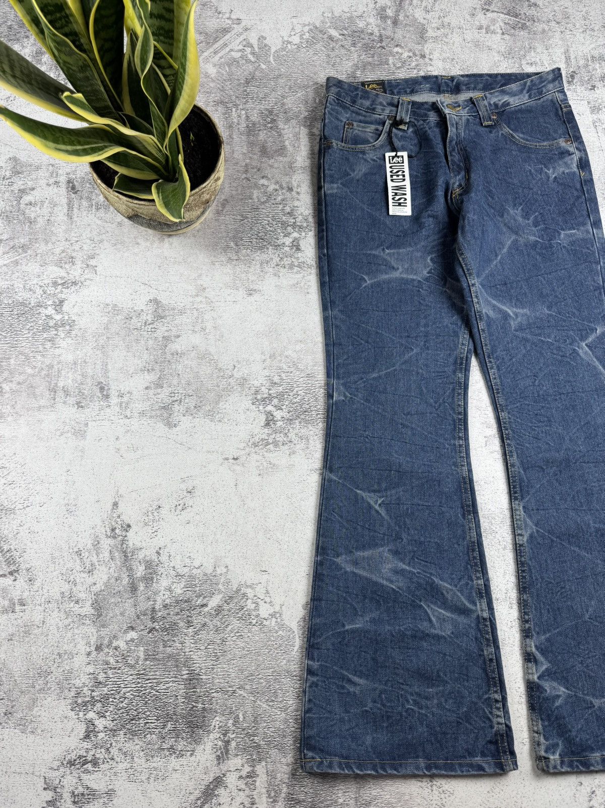 Lee Lee Felton Icon Wrinkles NEW Flare Washed Y2K Faded 12 Size Denim Jeans Trousers Size 32" / US 10 / IT 46 - 13 Thumbnail