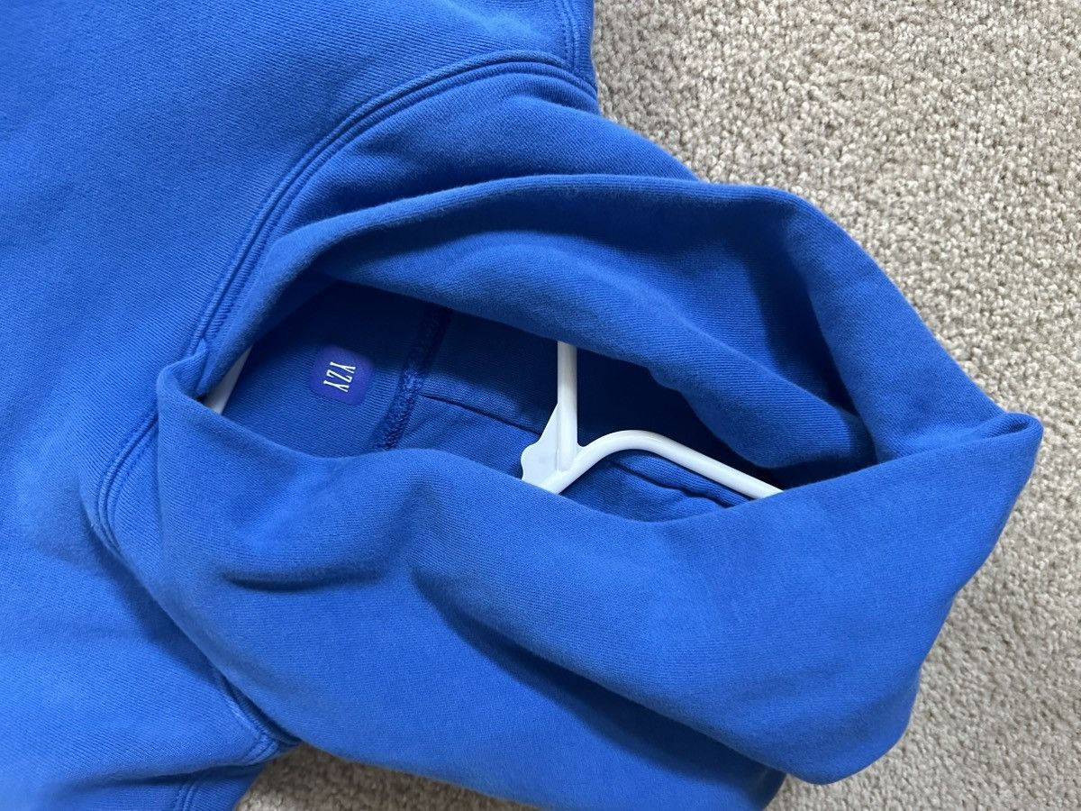 Gap YZY GAP MENS BLUE SIZE LARGE Size US L / EU 52-54 / 3 - 2 Thumbnail