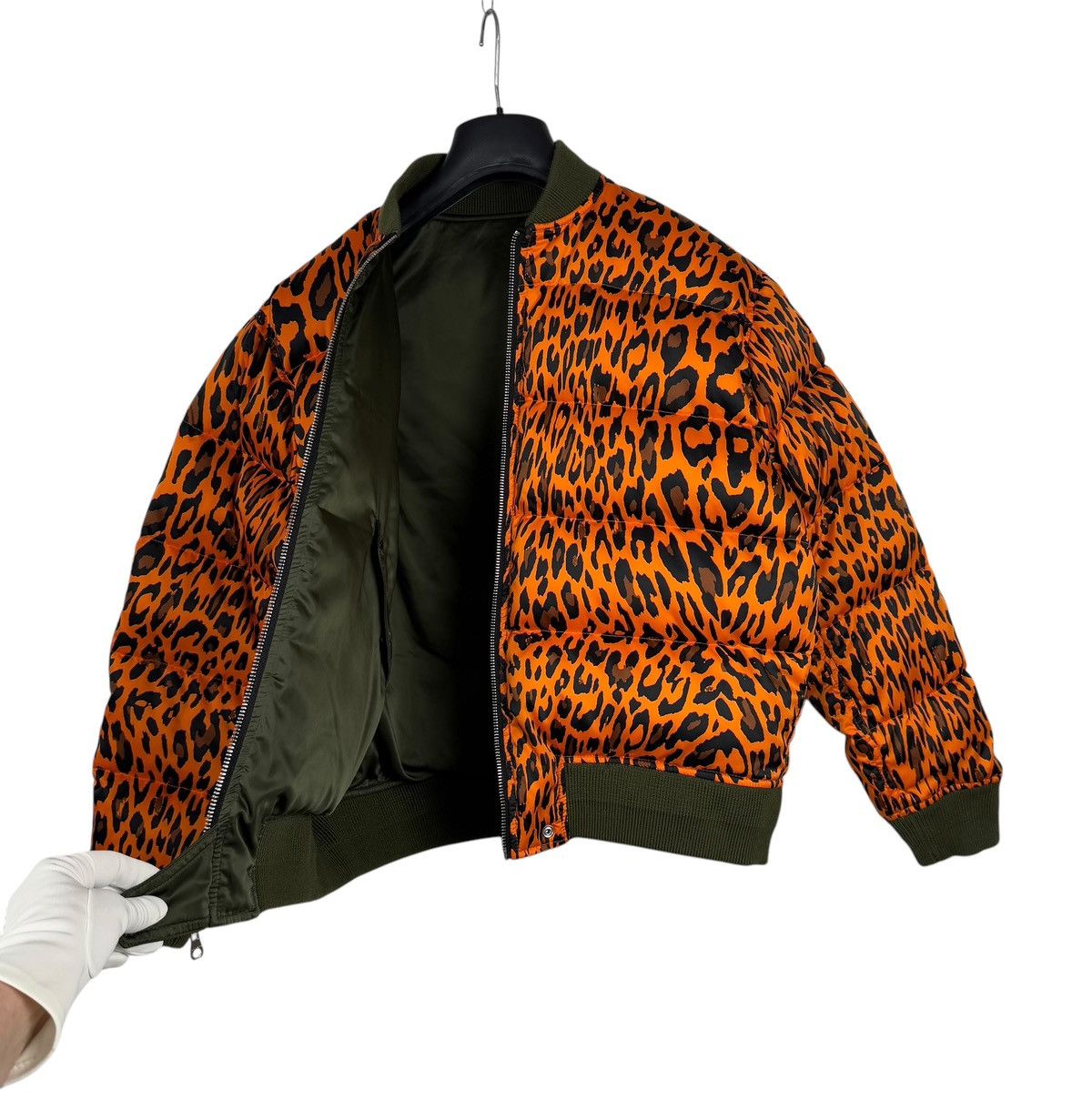Sandro Sandro Tiger Print Reversible Down Bomber Jacket size 2 Size M / US 6-8 / IT 42-44 - 18 Thumbnail