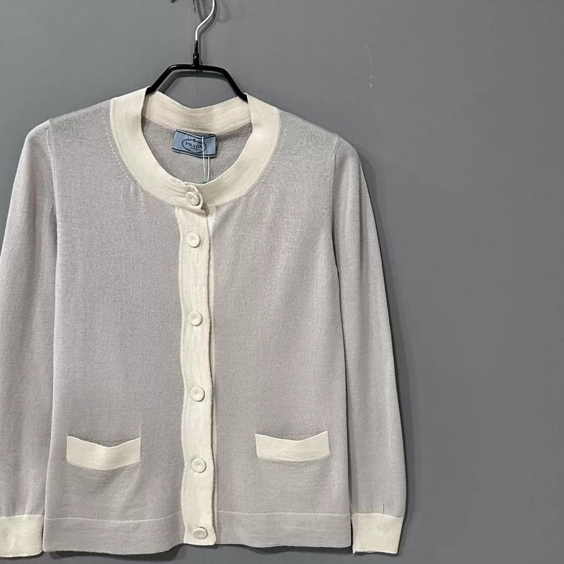 Prada Prada Gray knitwear 2502-Nextarrow Size US XXS / EU 40 - 2 Thumbnail